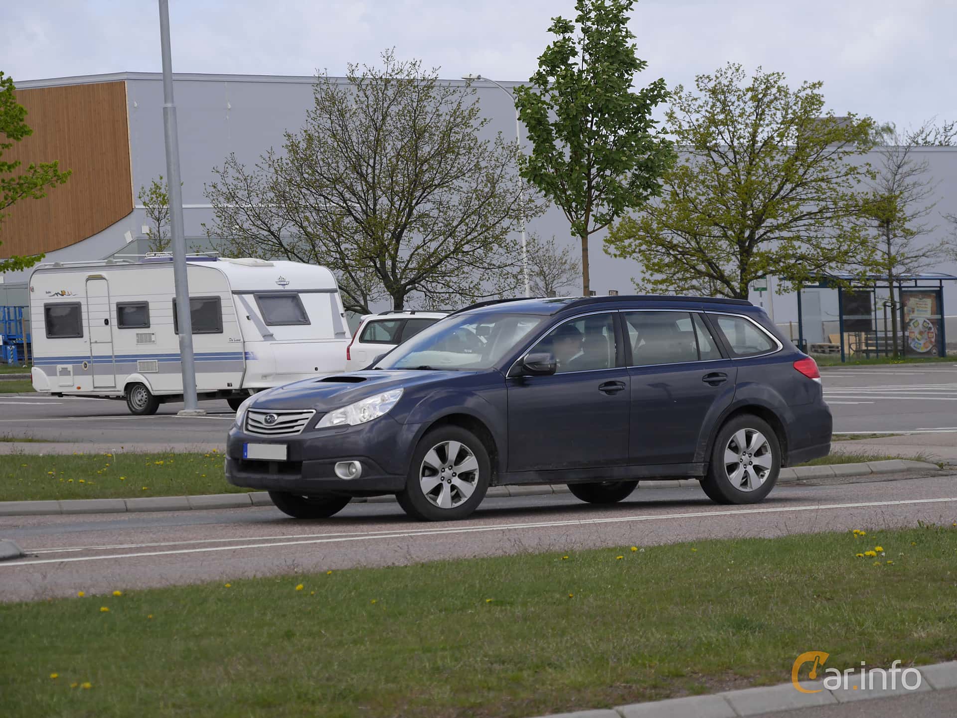 Subaru Outback 2.0 4WD Manual, 150hp, 2011