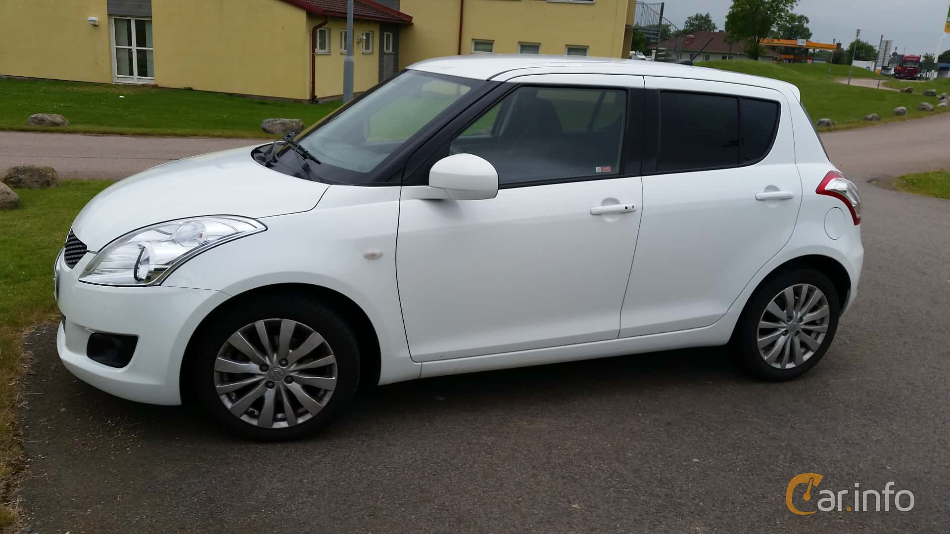 Suzuki Swift 5-door 1.2 VVT 94hp, 2013