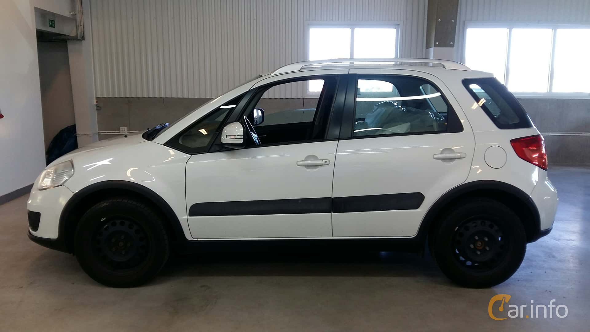 Suzuki SX4 1.6 VVT i-AWD Manual, 120hp, 2013