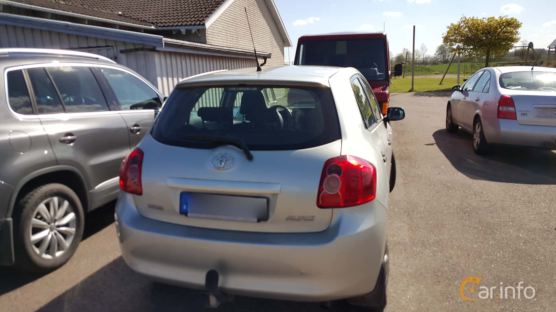 Toyota Auris 5-door 1.4 VVT-i  Manual, 97hp, 2009