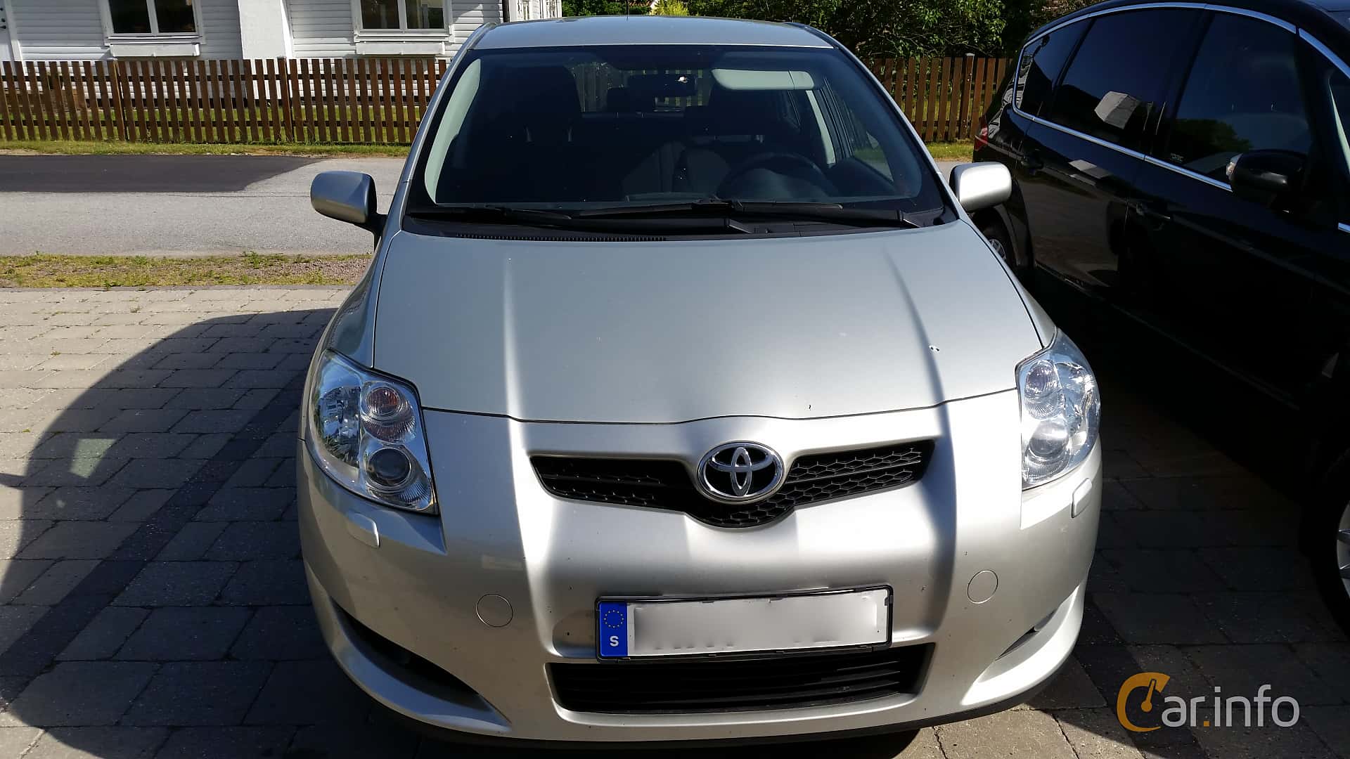 Toyota Auris 5-door 1.6 Dual VVT-i  Manual, 124hp, 2009