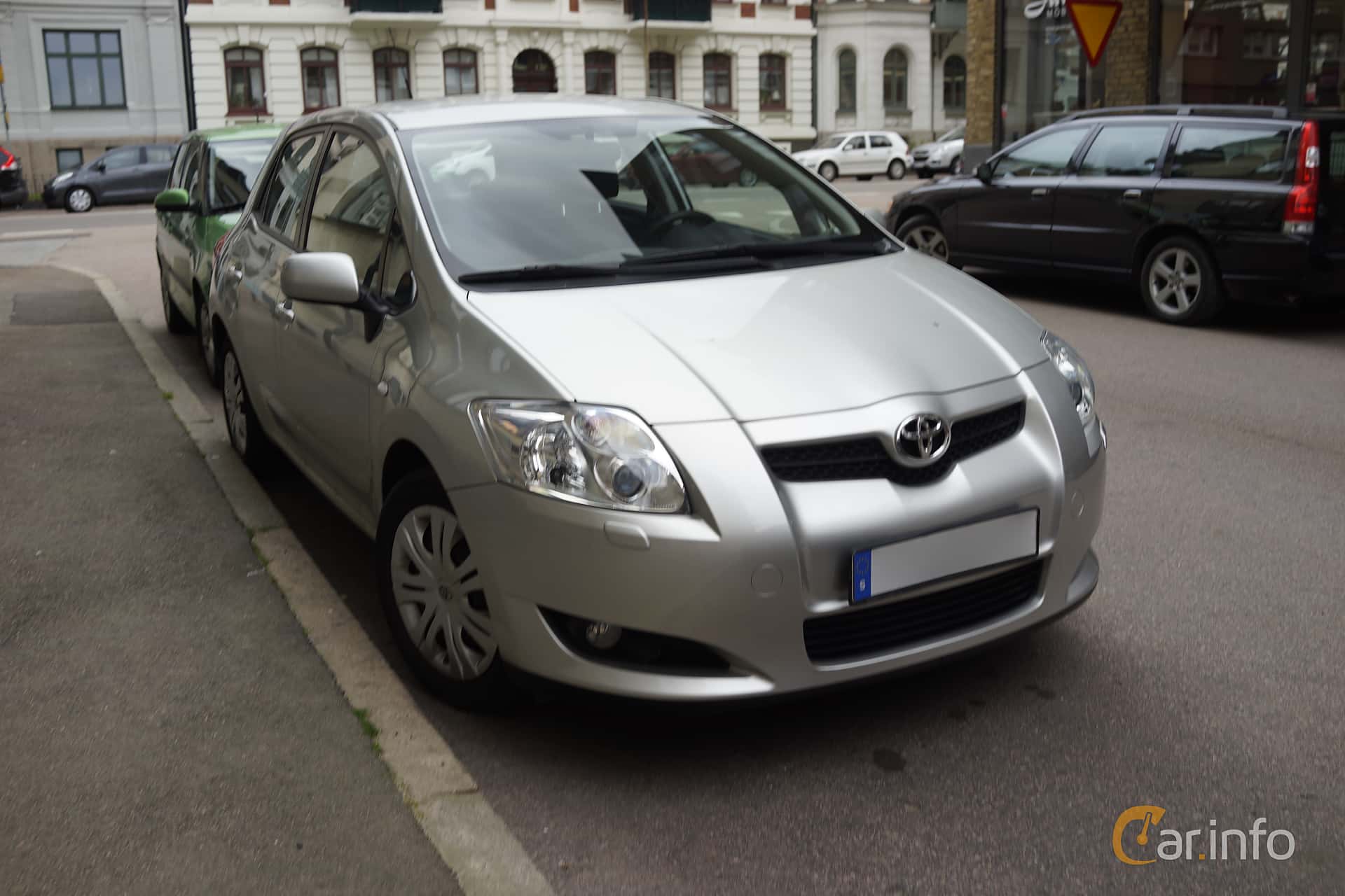 Toyota Auris 5-door 1.6 Dual VVT-i  124hp, 2007