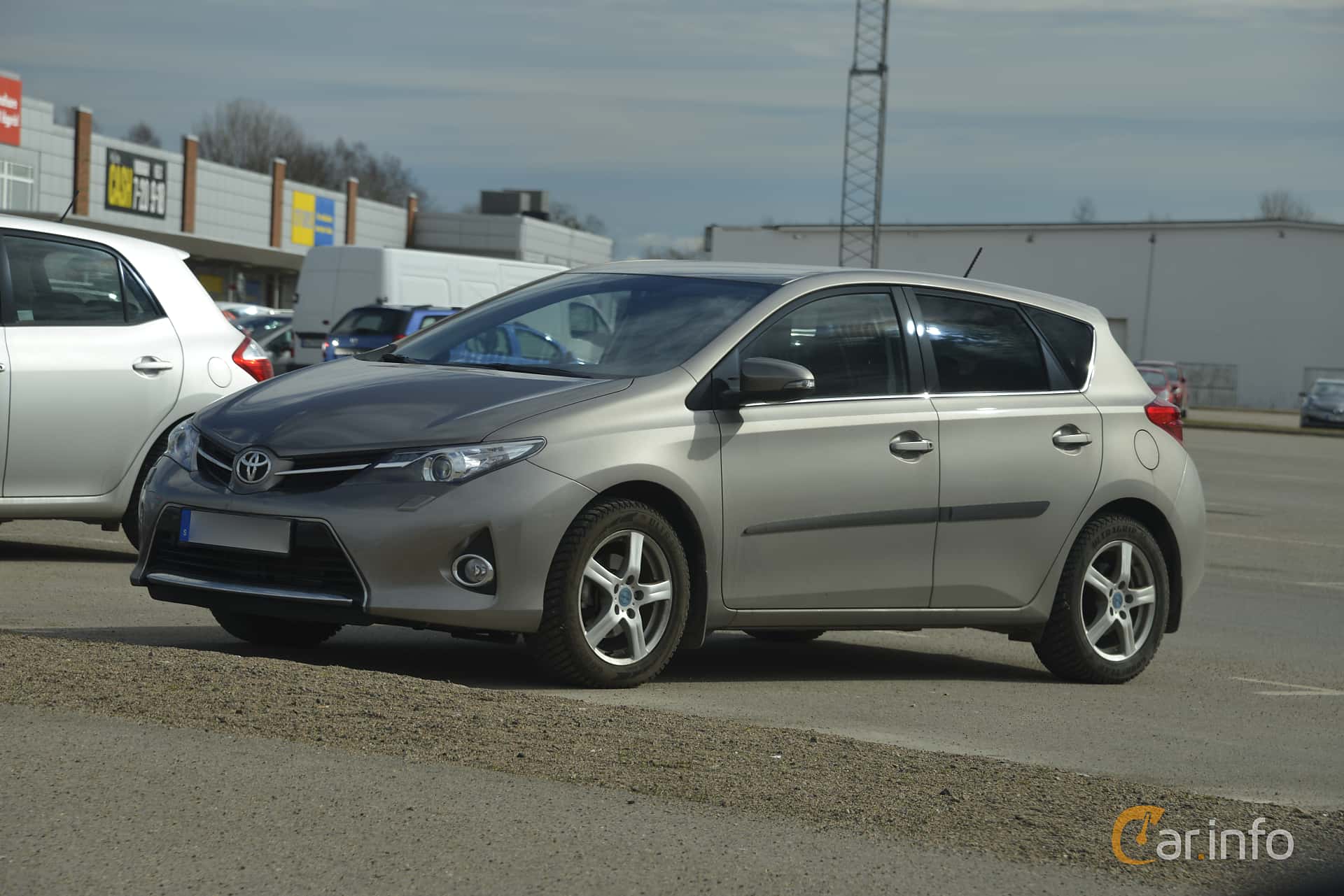 Toyota Auris 1.6  132hp, 2015