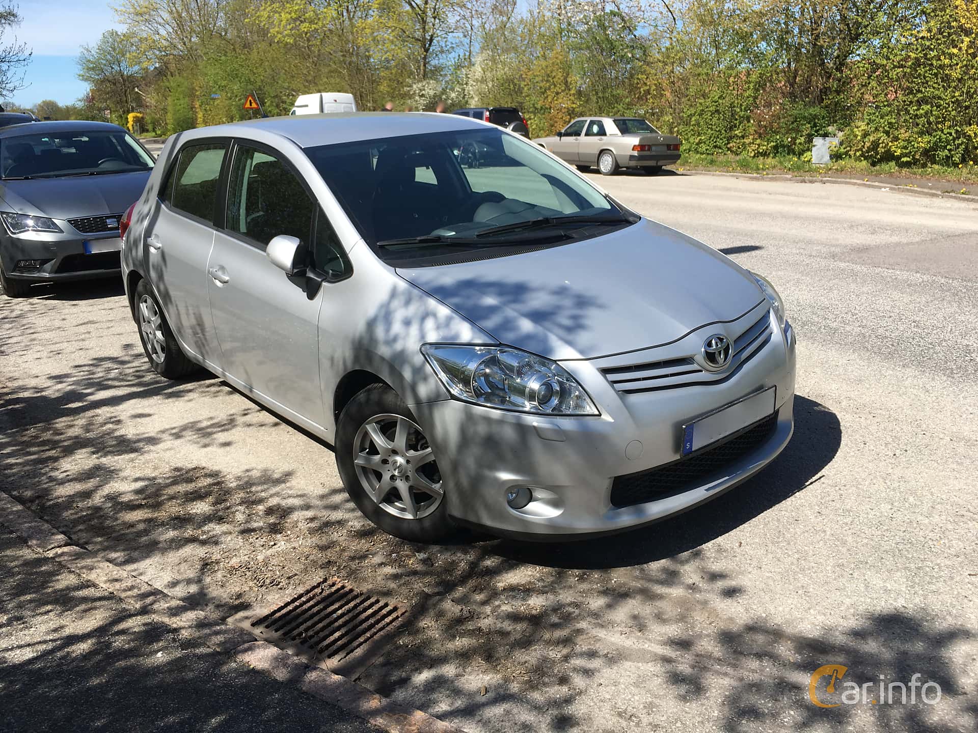 Toyota Auris 5-door 1.4 D-4D 90hp, 2010