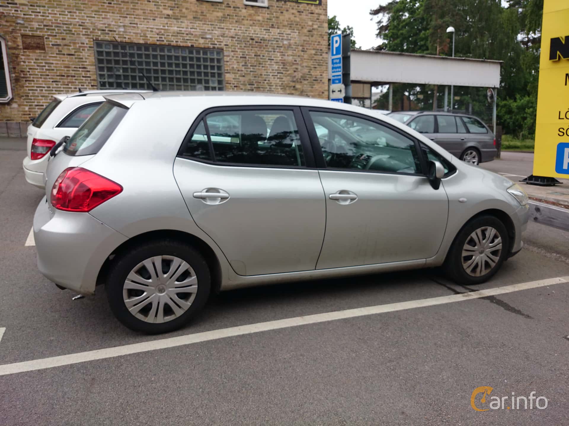 Toyota Auris 5-door 1.6 Dual VVT-i  MultiMode Manual, 124hp, 2007