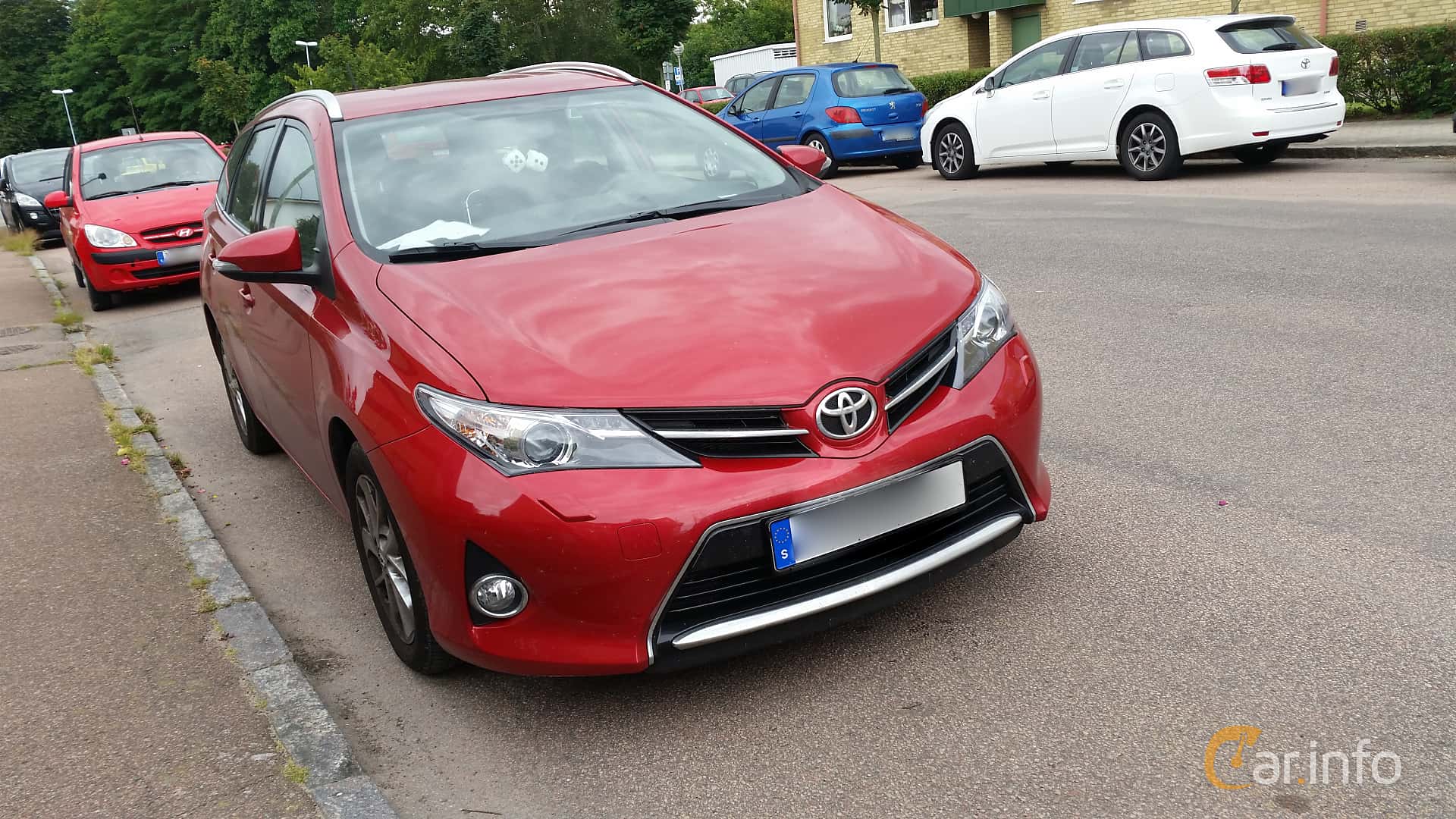 Toyota Auris Touring Sports 1.6  Multidrive S, 132hp, 2013