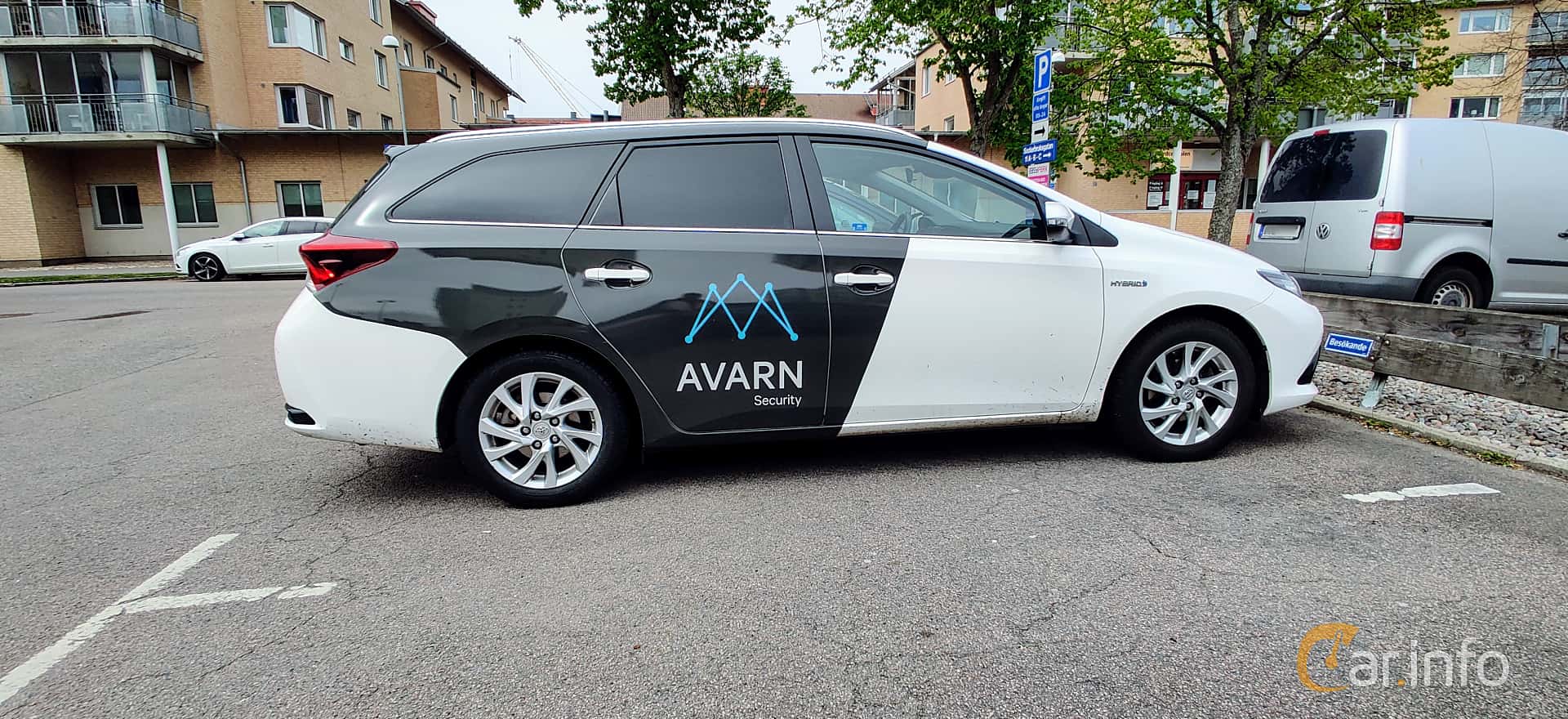 Toyota Auris Touring Sports Hybrid 1.8 VVT-i + 3JM CVT, 136hp, 2019