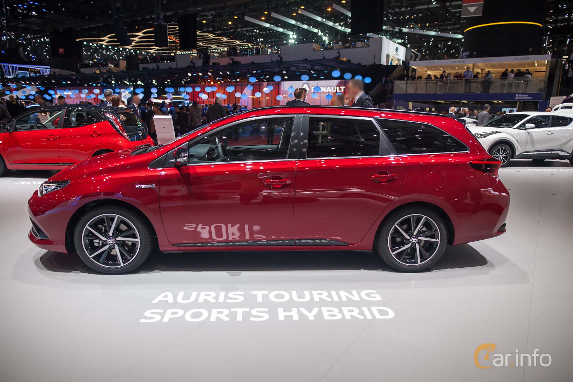 Toyota Auris Touring Sports Hybrid 1.8 VVT-i + 3JM CVT, 136hp, 2017