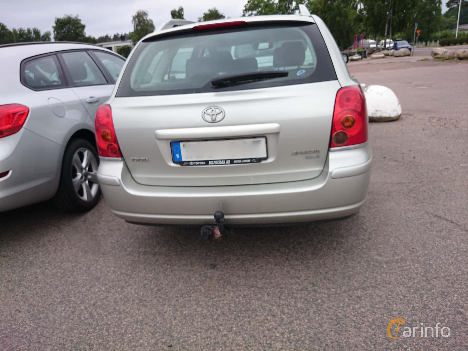 Toyota Avensis Combi 2.4 D-4 VVT-i Automatic, 163hp, 2005