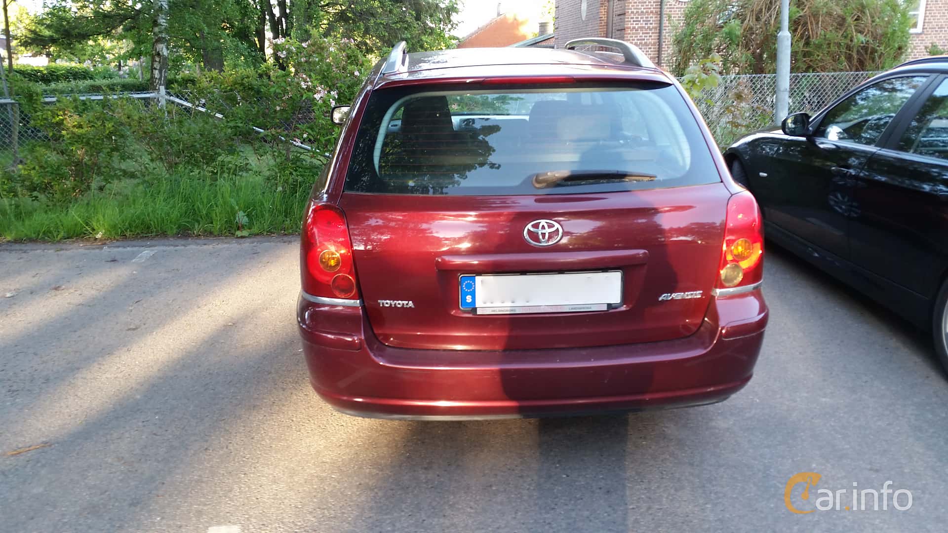 Toyota Avensis Combi 1.8 VVT-i Manual, 129hp, 2005