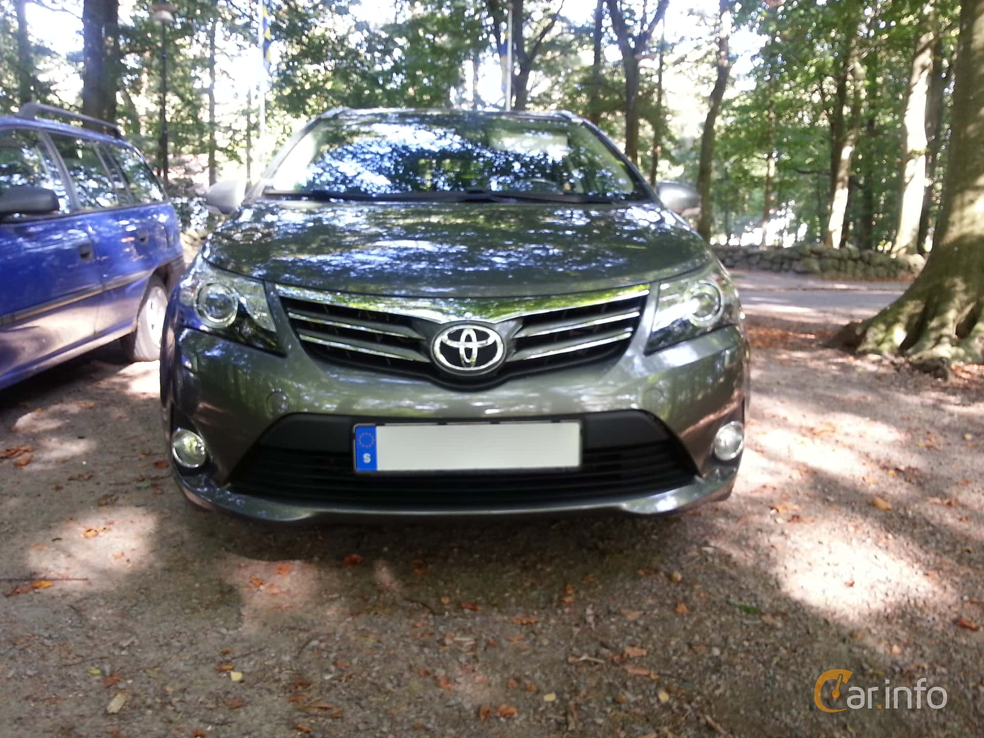 Toyota Avensis Combi 2.0 D-4D  Manual, 124hp, 2012