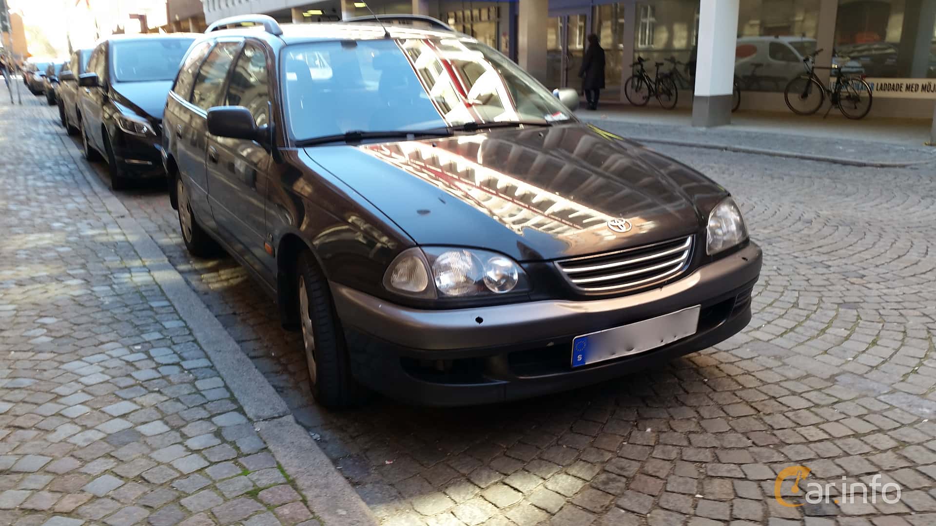 Toyota Avensis Combi 1.8 110hp, 2000