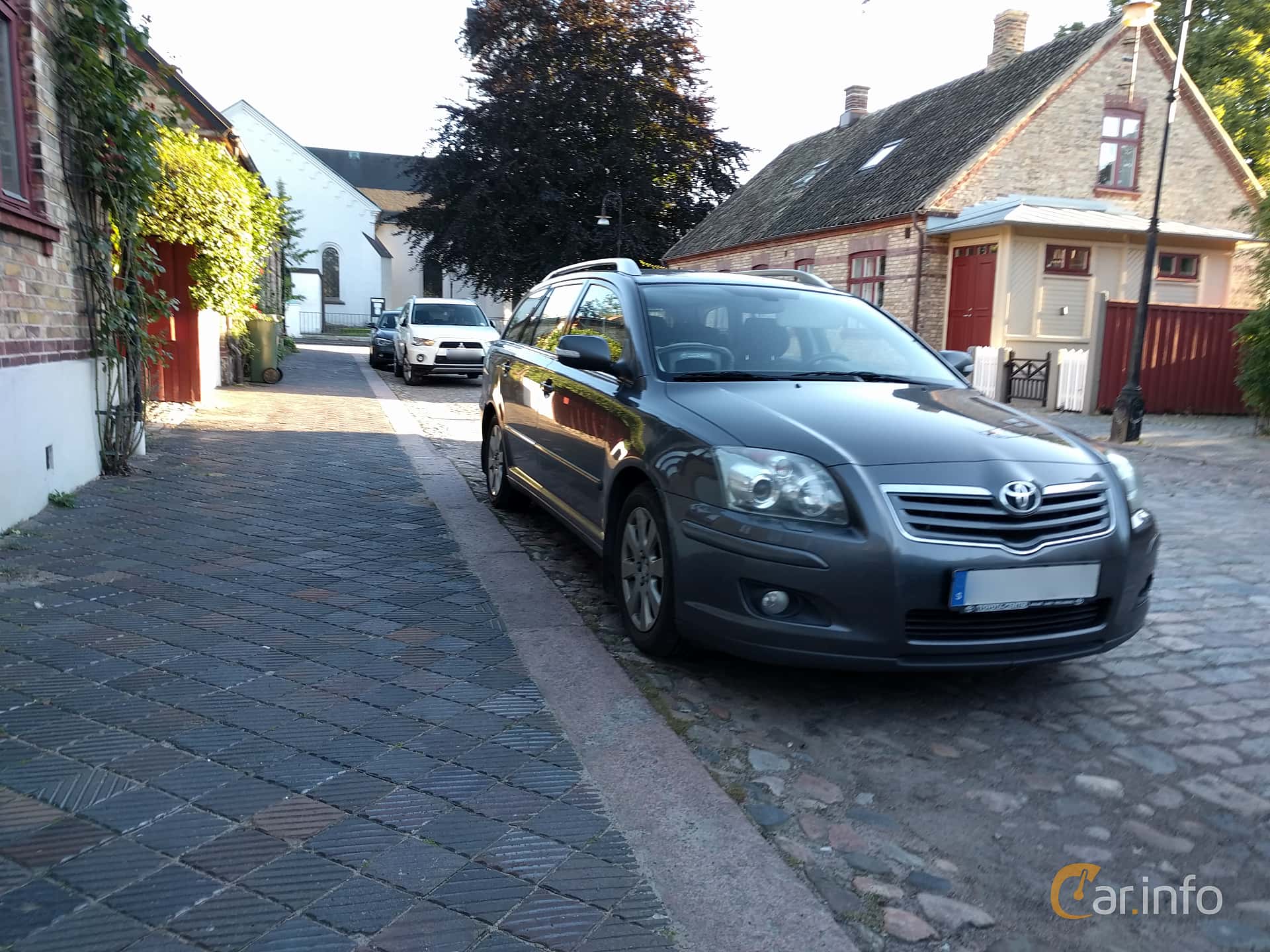 Toyota Avensis Combi 2.0 D-4D Manual, 126hp, 2008