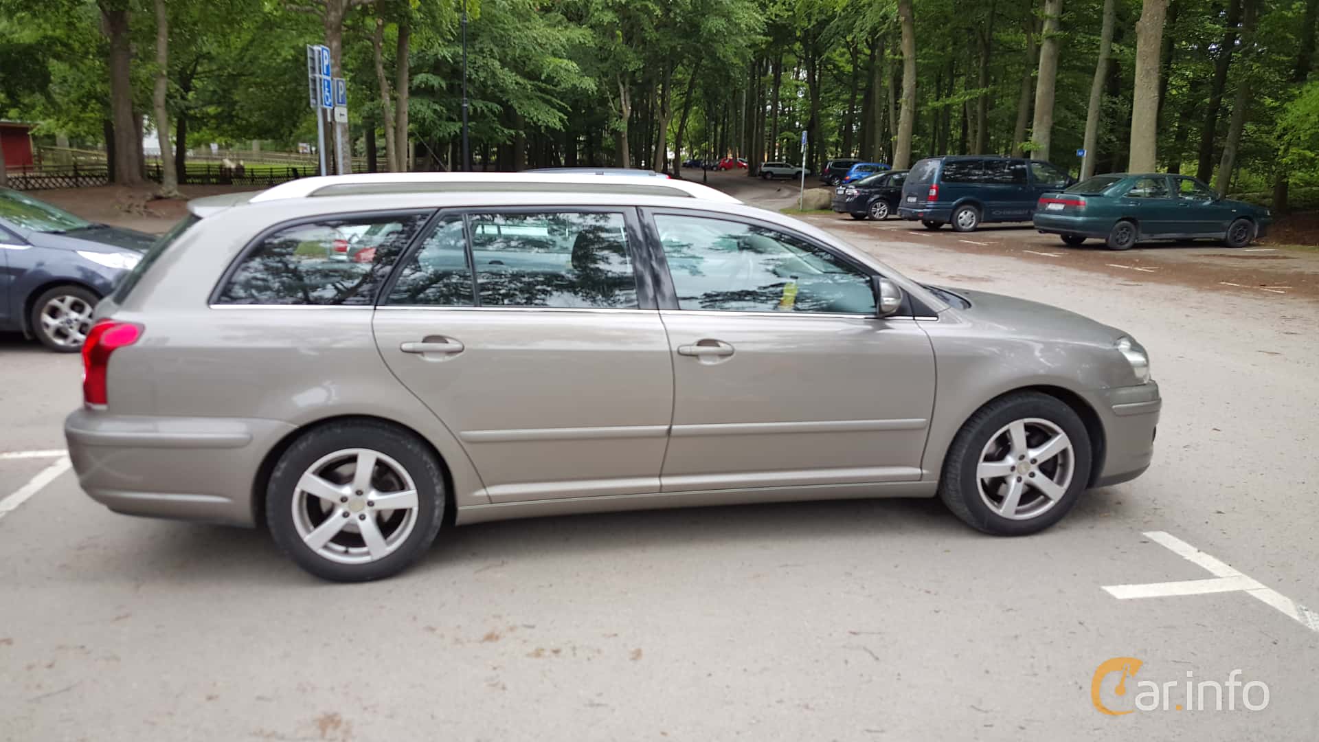 Toyota Avensis Combi 2.4 D-4 VVT-i Automatic, 163hp, 2009