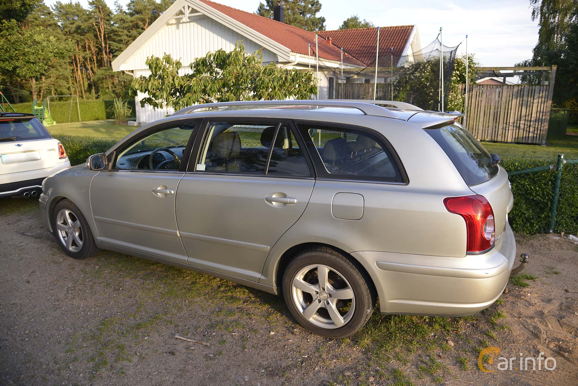 Toyota Avensis Combi 2.0 D-4 VVT-i 147hp, 2006