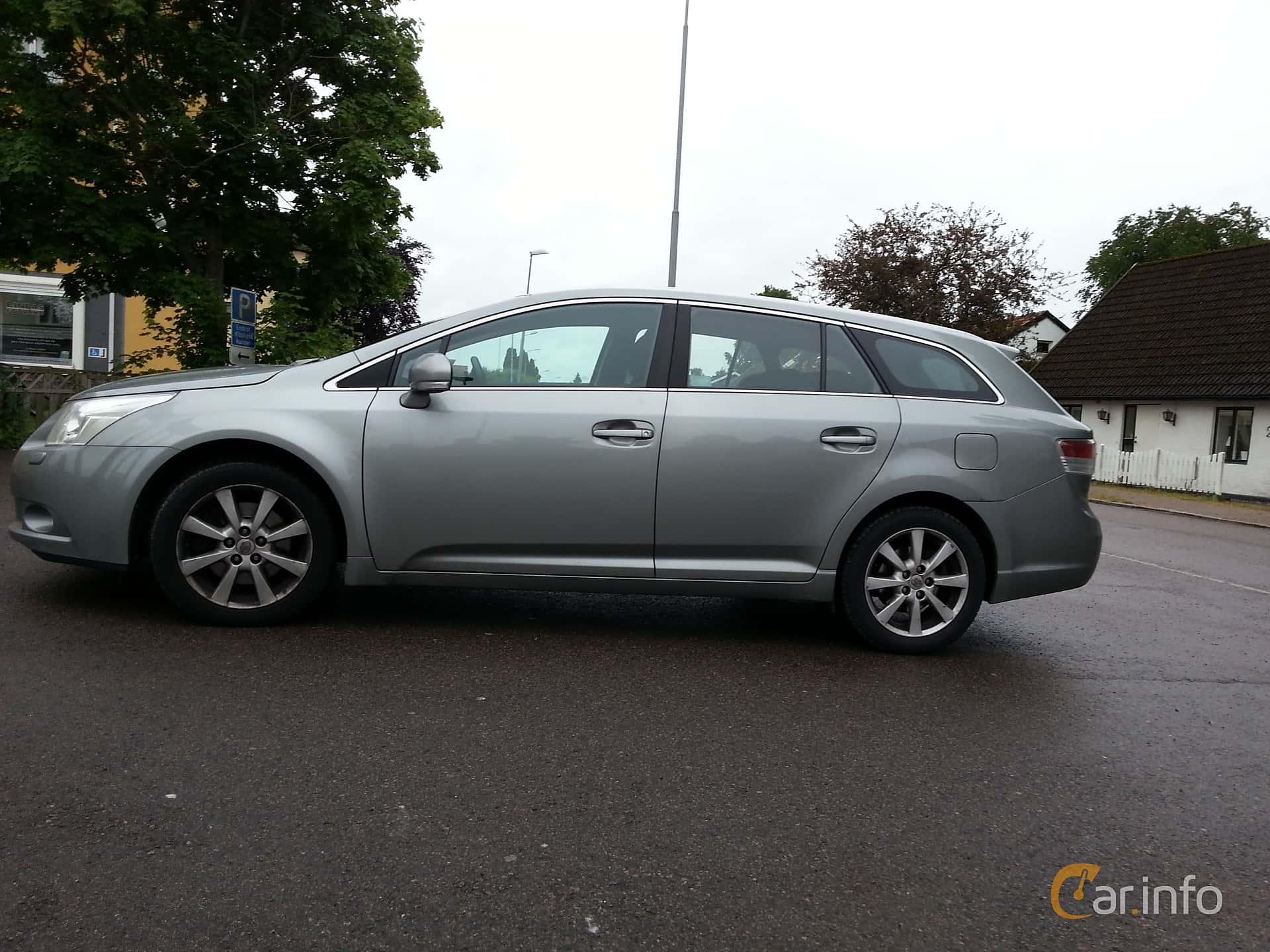 Toyota Avensis Combi 2.2 D-4D Manual, 150hp, 2012
