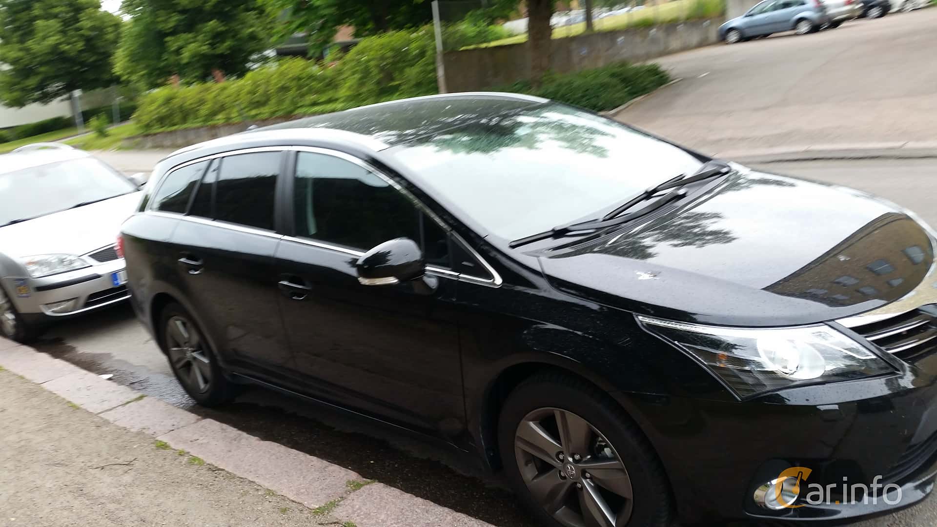 Toyota Avensis Combi 1.8  147hp, 2014