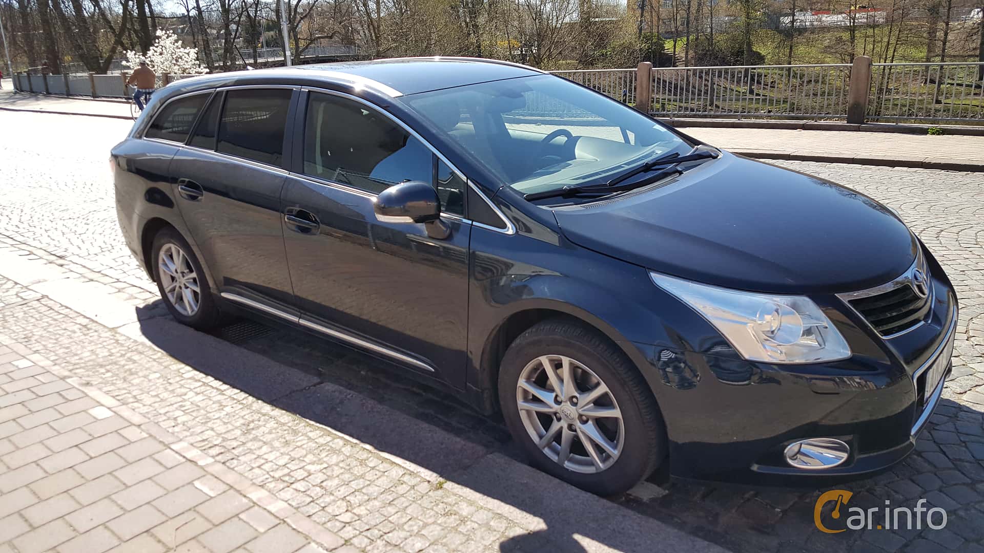 Toyota Avensis Combi 1.6  Manual, 132hp, 2012