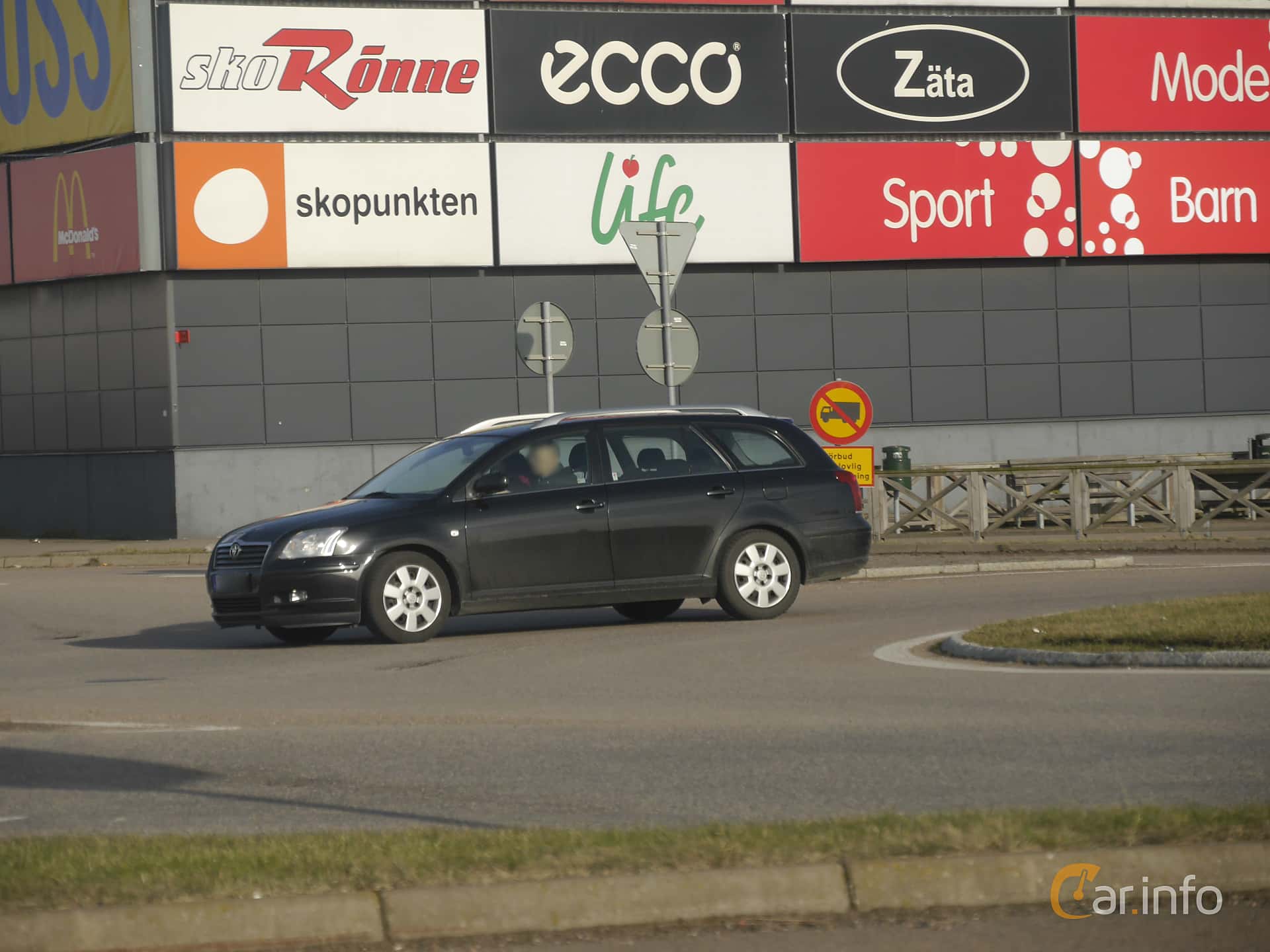 Toyota Avensis Combi 2.0 D-4 VVT-i Automatic, 147hp, 2006