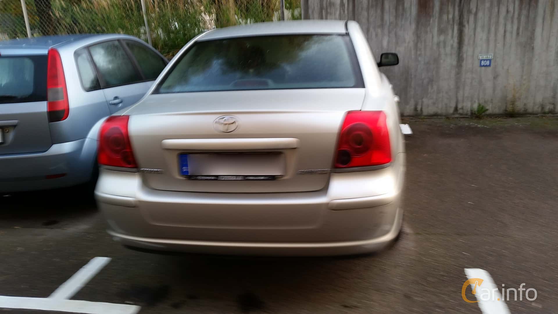 Toyota Avensis Sedan 1.8 VVT-i Automatic, 129hp, 2003