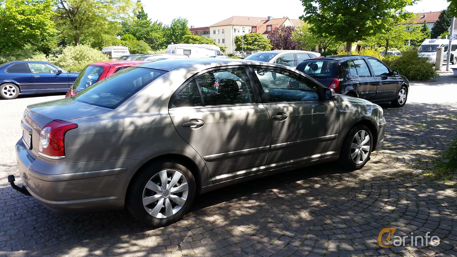 Toyota Avensis Sedan 1.8 VVT-i Manual, 129hp, 2009