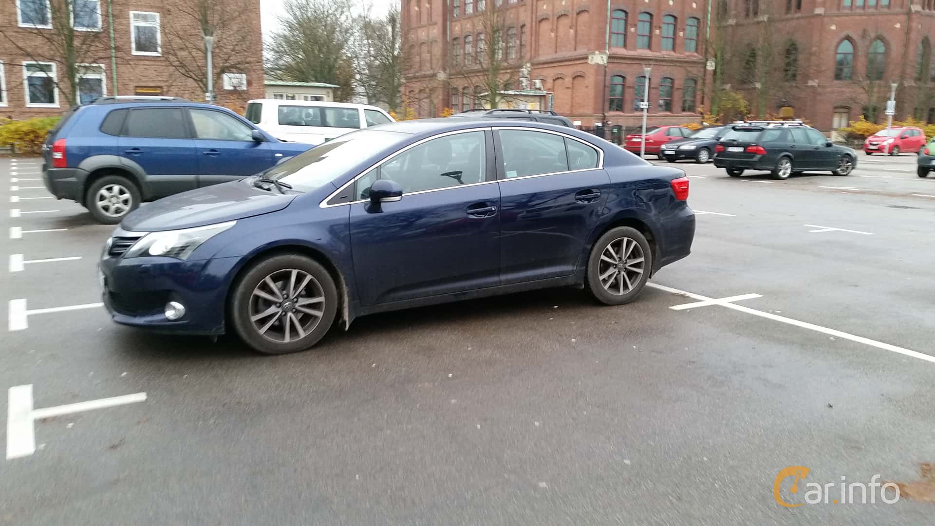 Toyota Avensis Sedan 1.6  Manual, 132hp, 2015