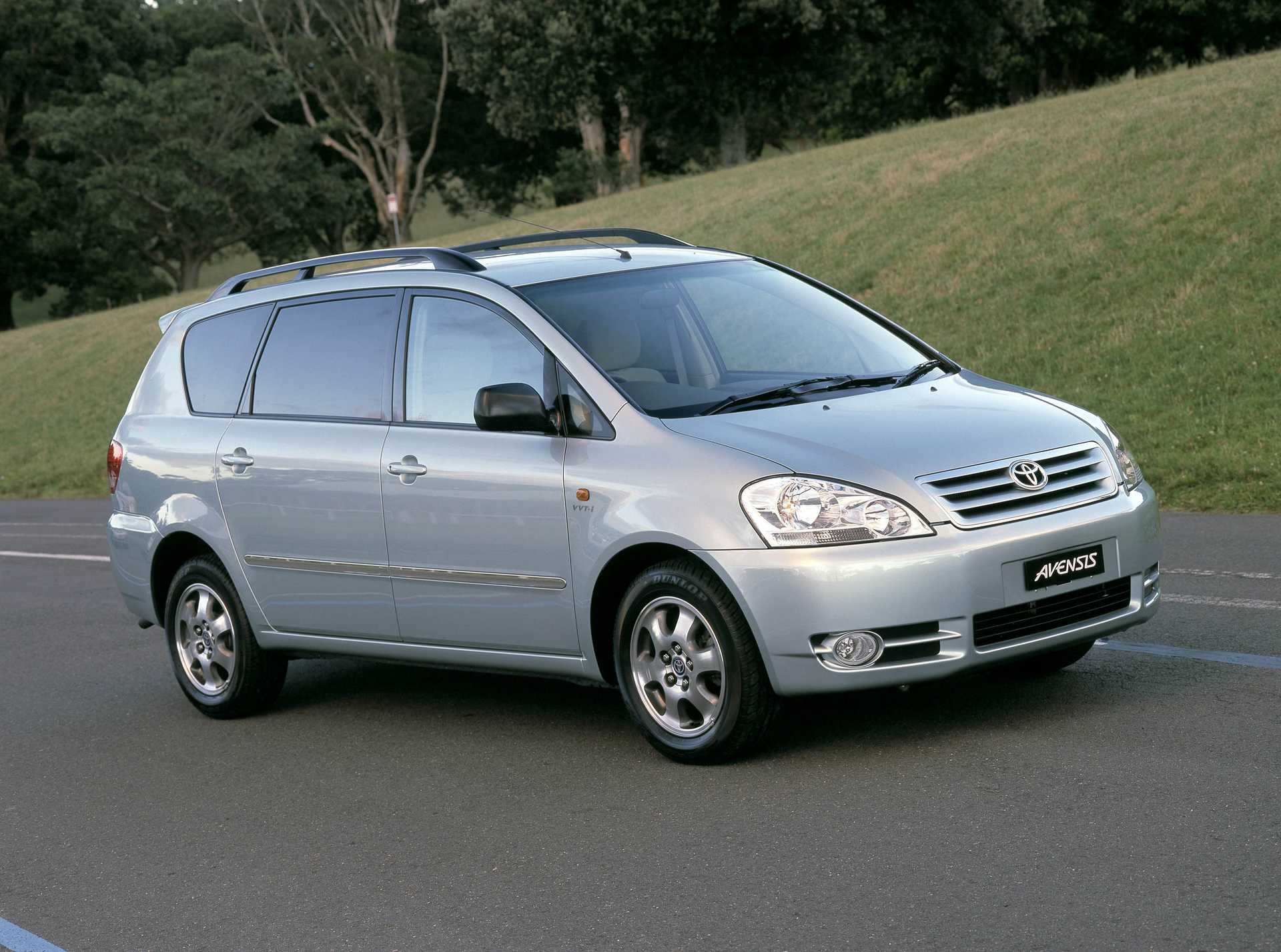 Toyota Avensis Verso 2.0 D4 VVT-i 150hp, 2002