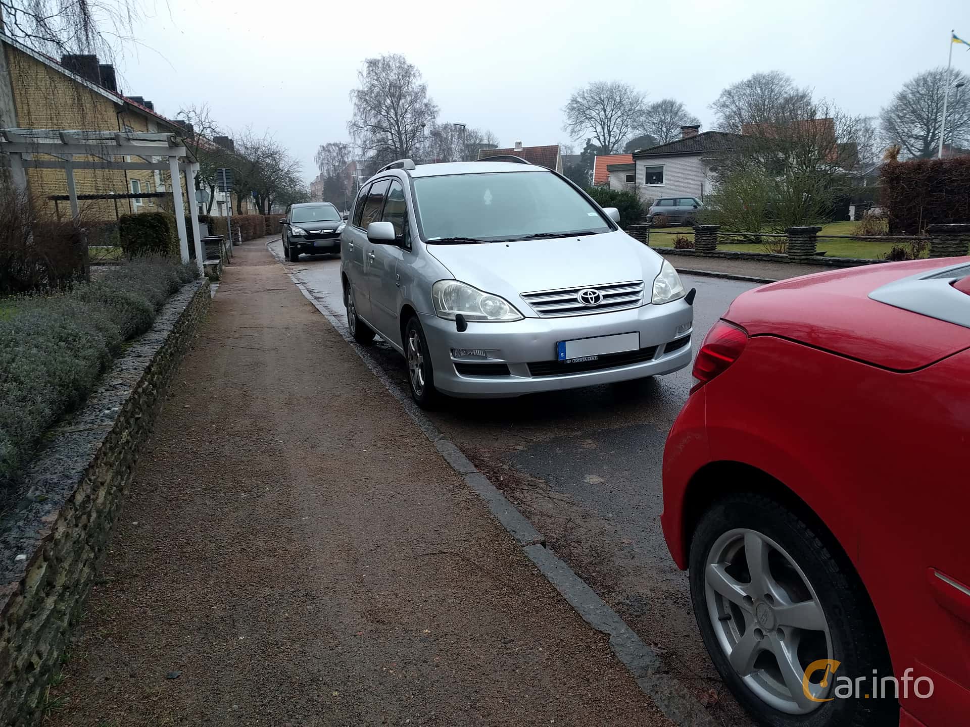 Toyota Avensis Verso 2.0 VVT-i Automatic, 150hp, 2004