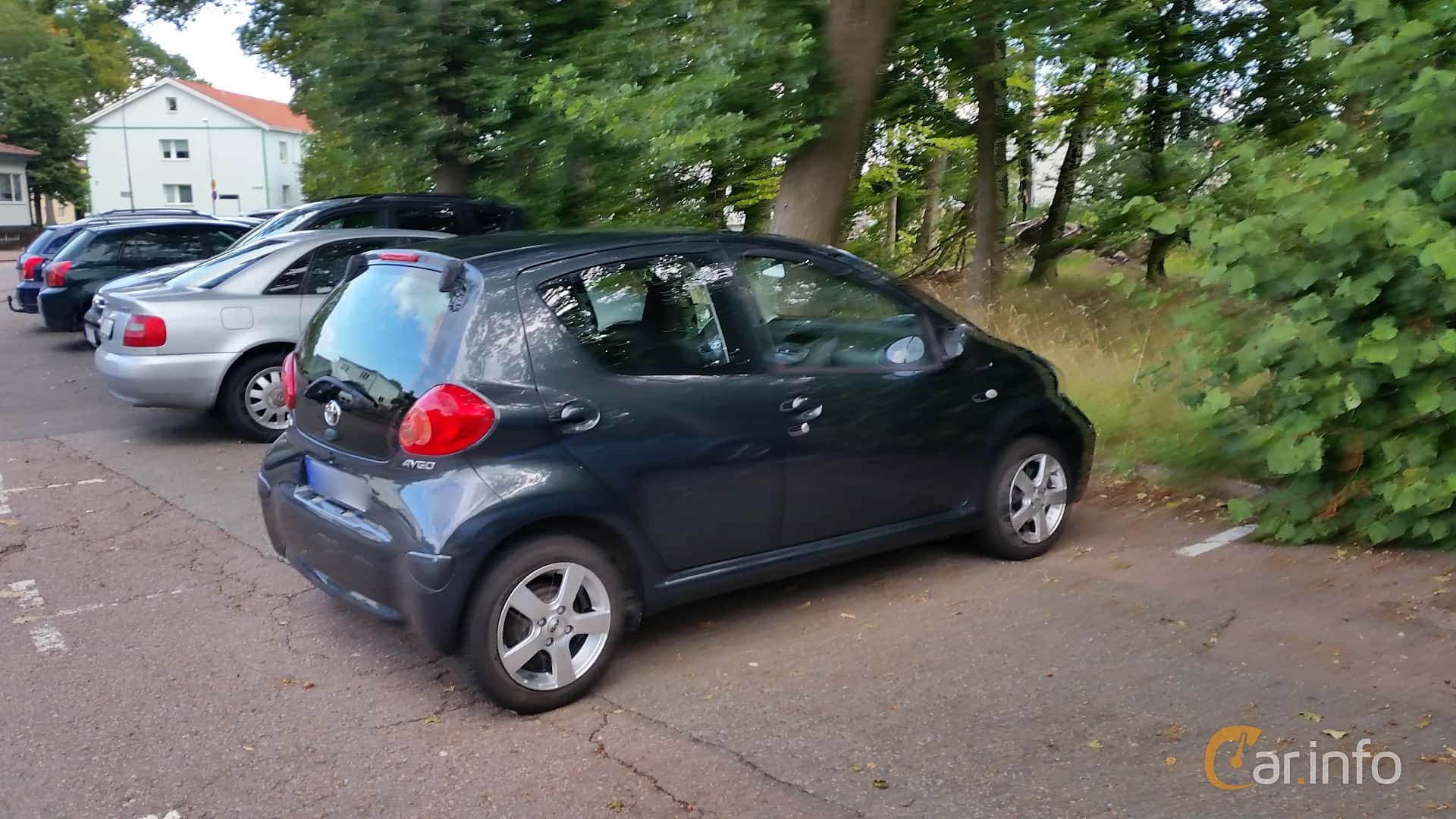 Toyota Aygo 5-door 1.0 VVT-i Manual, 68hp, 2009