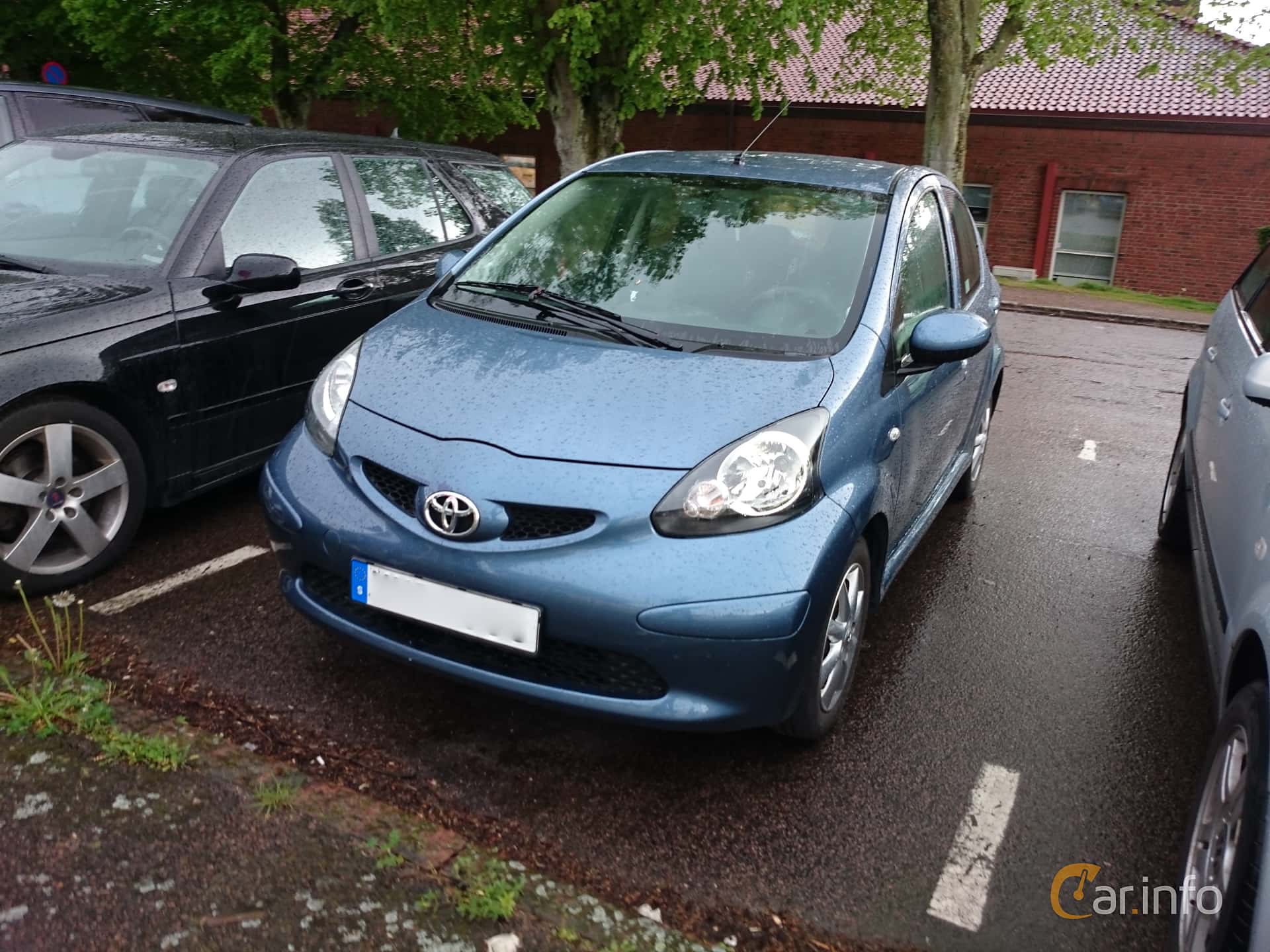 Toyota Aygo 5-door 1.0 VVT-i Manual, 68hp, 2009