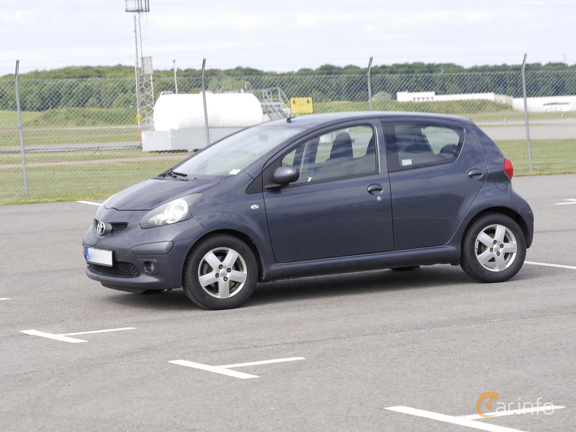 Toyota Aygo 5-door 1.0 VVT-i 68hp, 2006