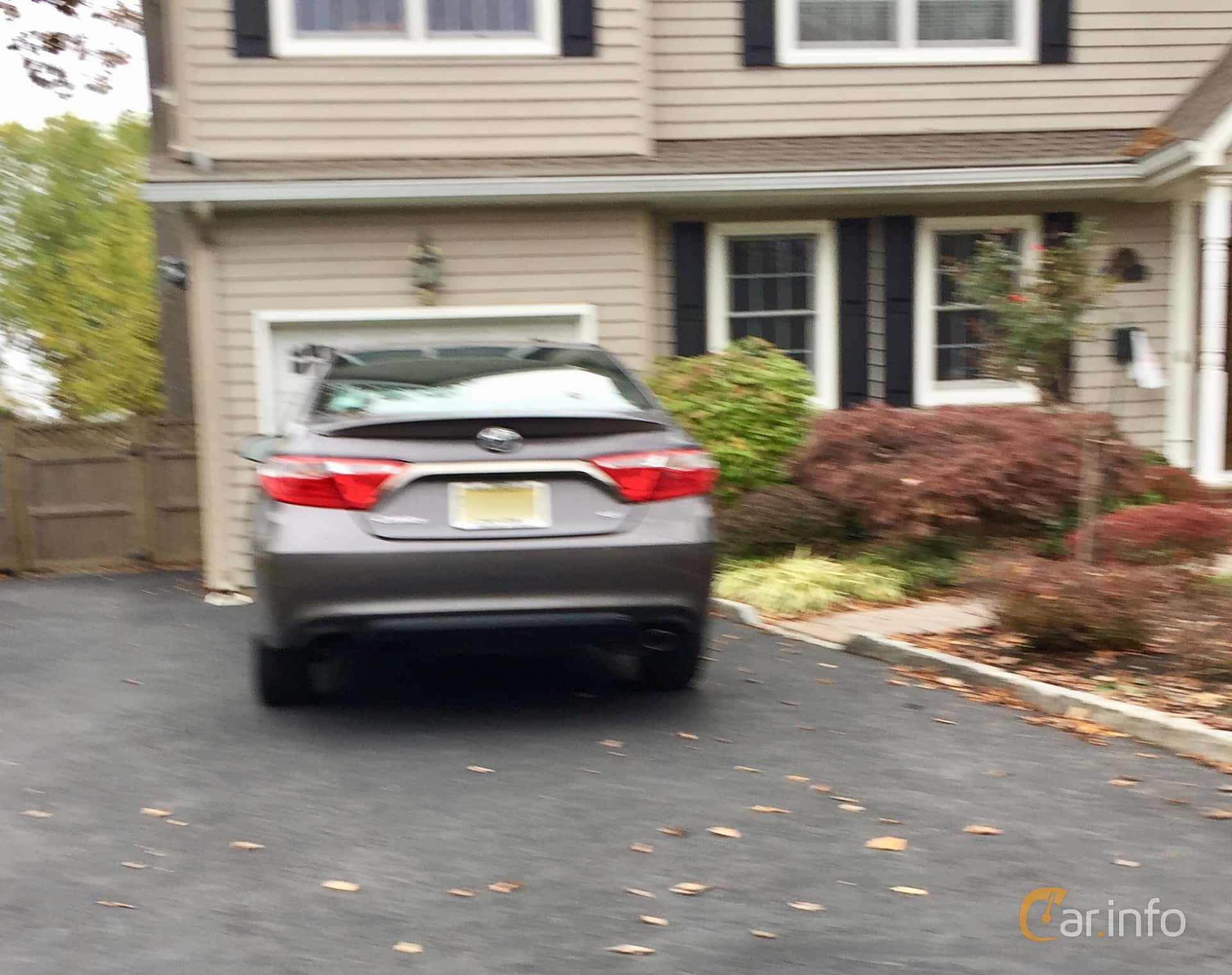 Toyota Camry 2.5 Automatic, 182hp, 2016