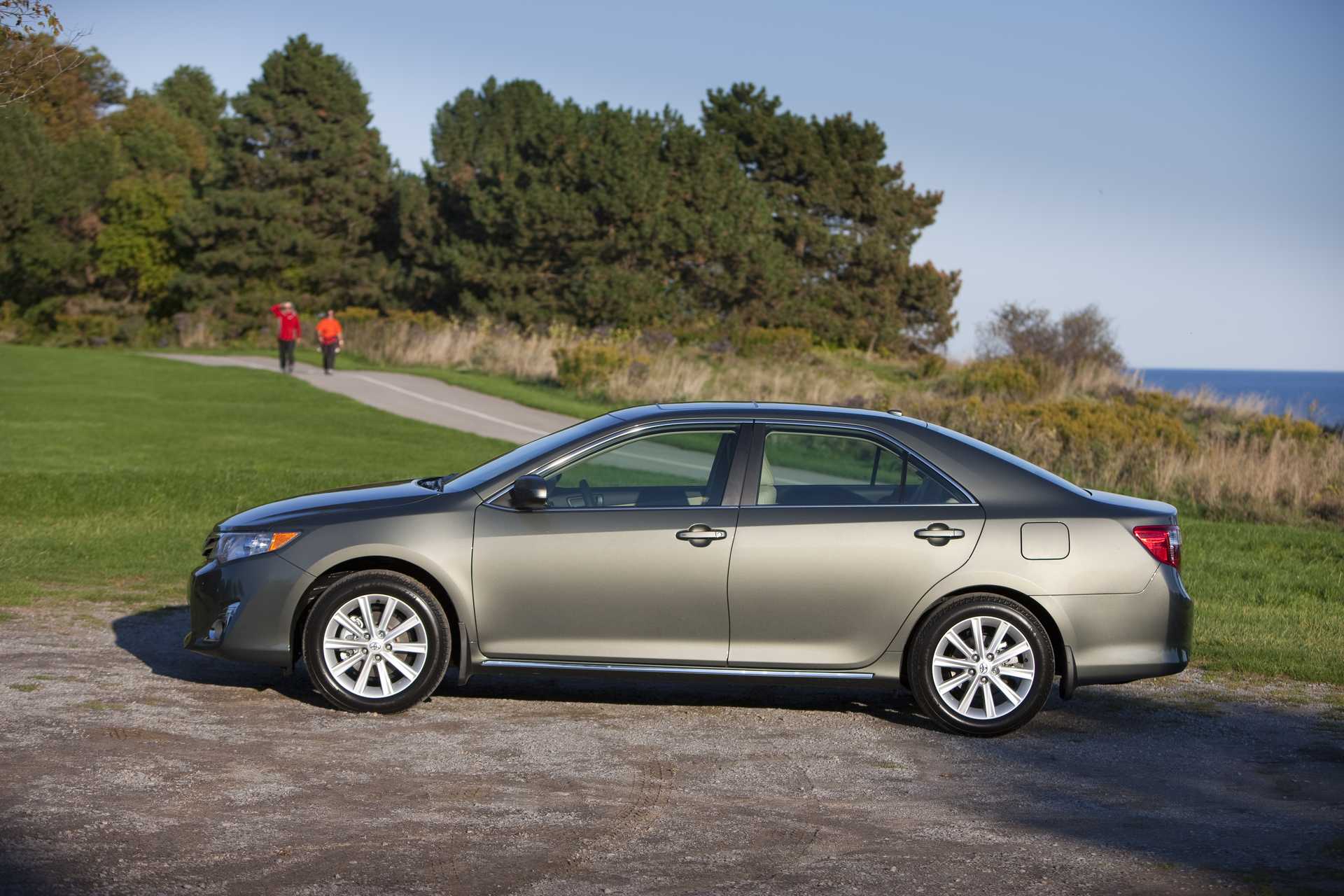 Toyota Camry 3.5 V6 Automatic, 272hp, 2012