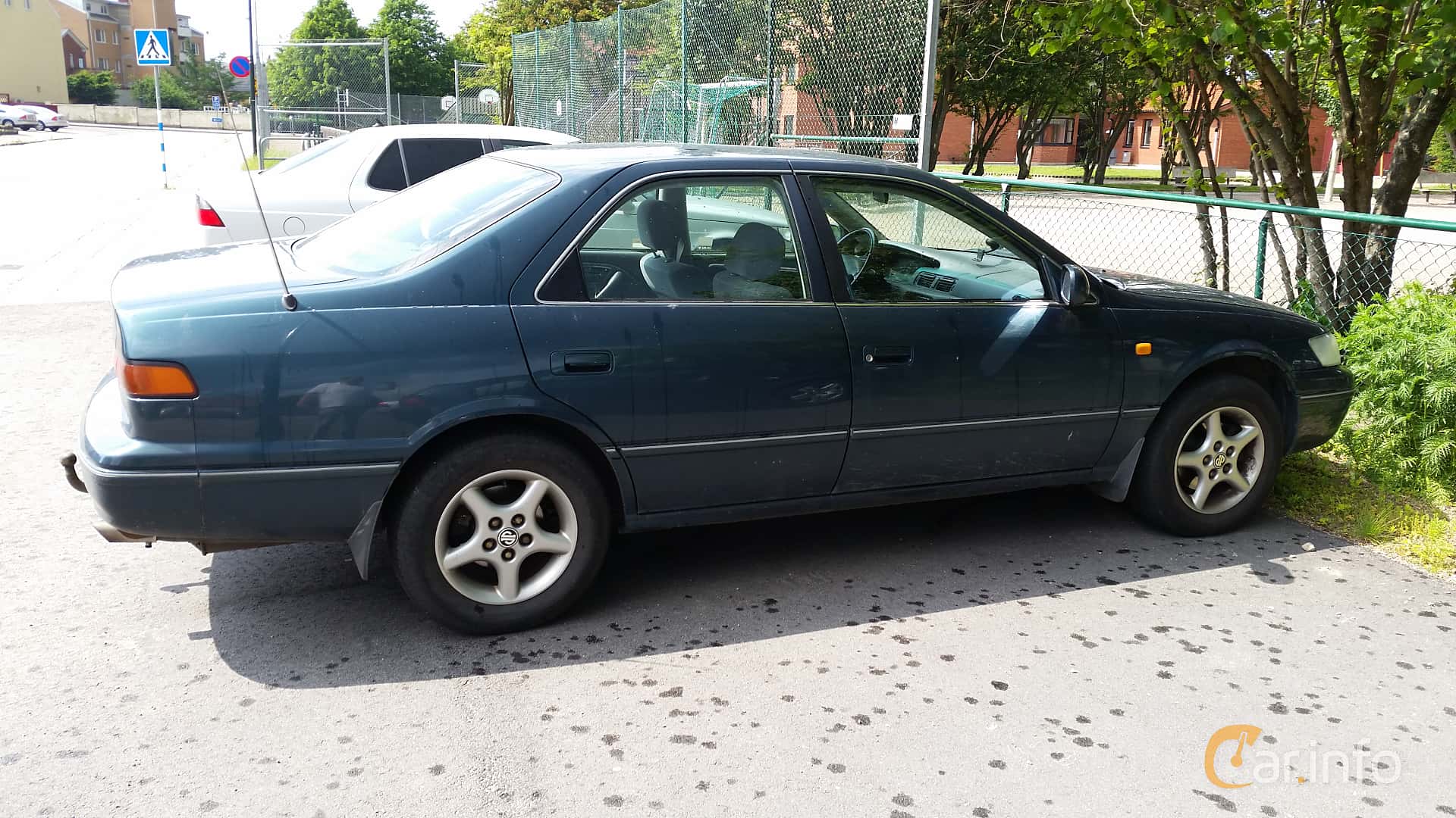Toyota Camry 2.2 Manual, 131hp, 1997