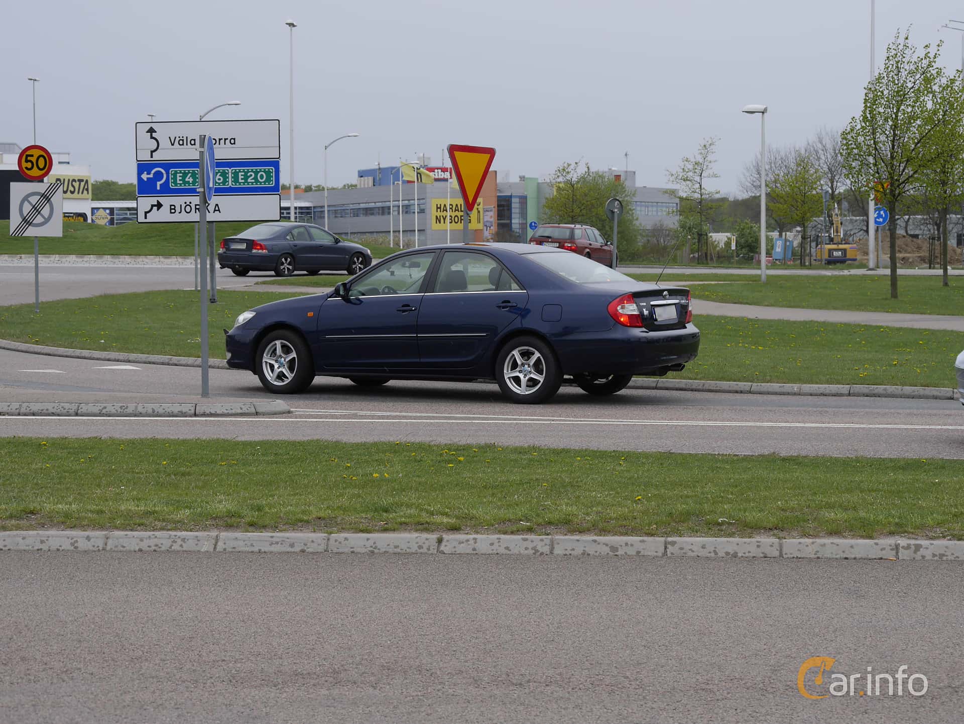 Toyota Camry 2.4 Manual, 152hp, 2001