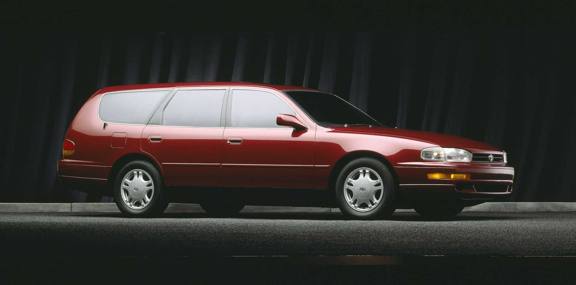 Toyota Camry Wagon 3.0 V6 Automatic, 188hp, 1993