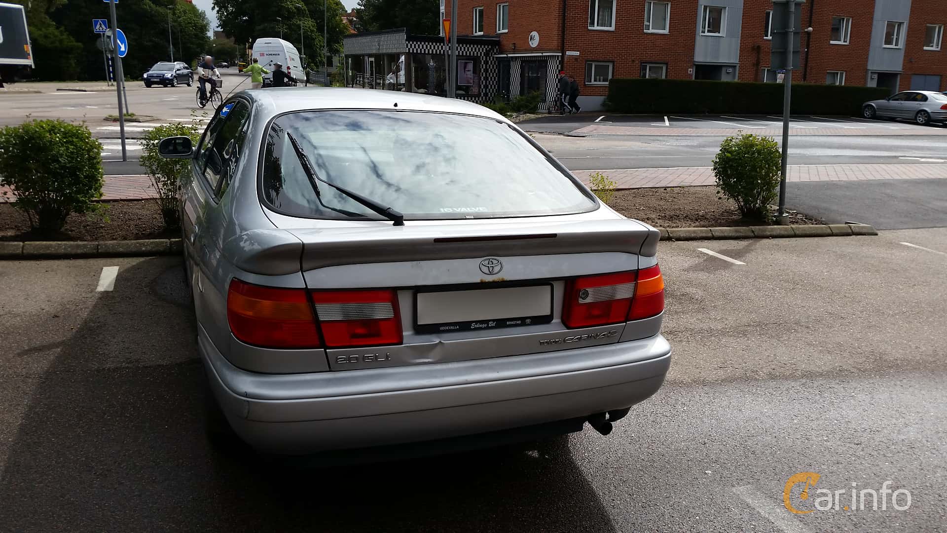Toyota Carina Liftback 2.0 Manual, 126hp, 1998