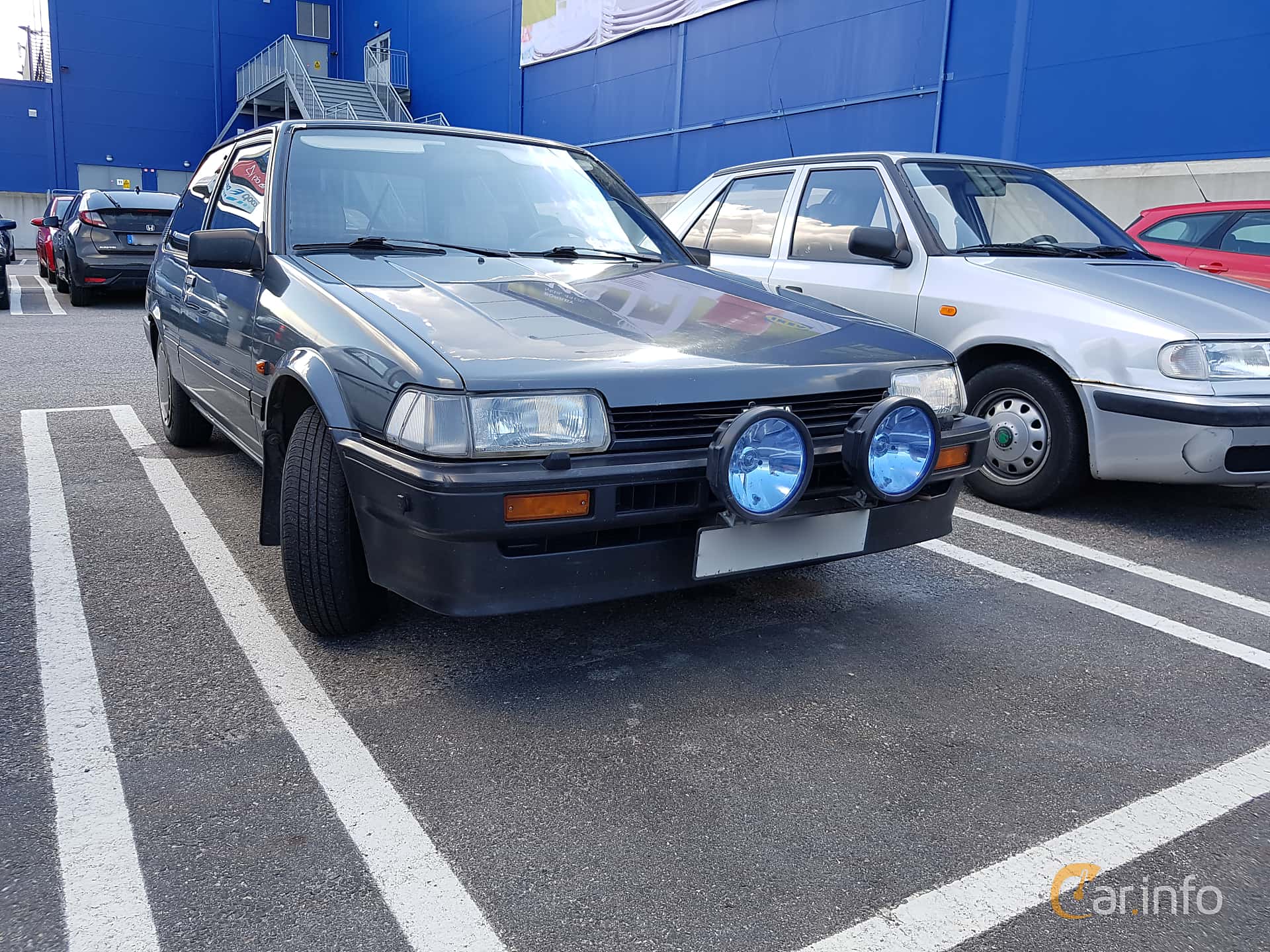 Toyota Corolla 3-door Hatchback 1.3 Manual, 75hp, 1983