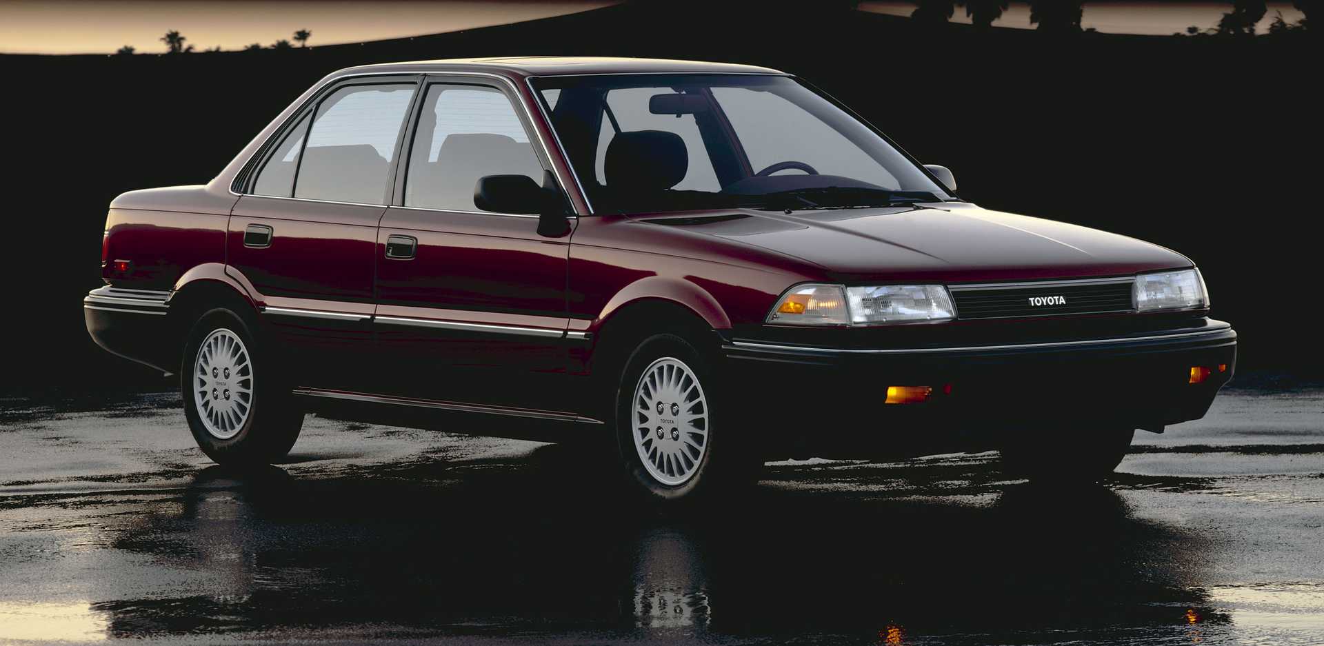 Toyota Corolla Sedan 1.8 D Manual, 67hp, 1987