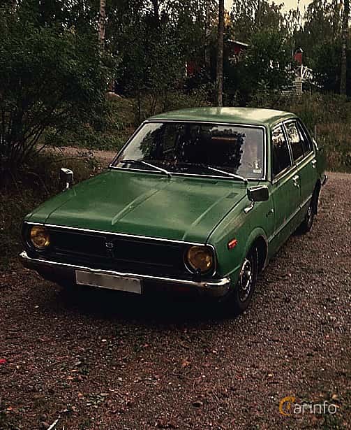 Toyota Corolla 4-door Sedan generation E30 1.2 Manual, 4-speed