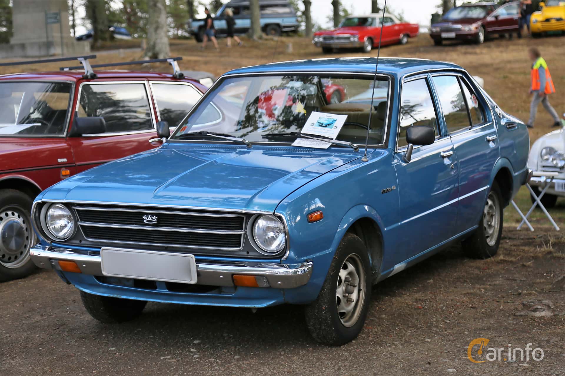 Toyota Corolla 4-door Sedan 1.6 108hp, 1975