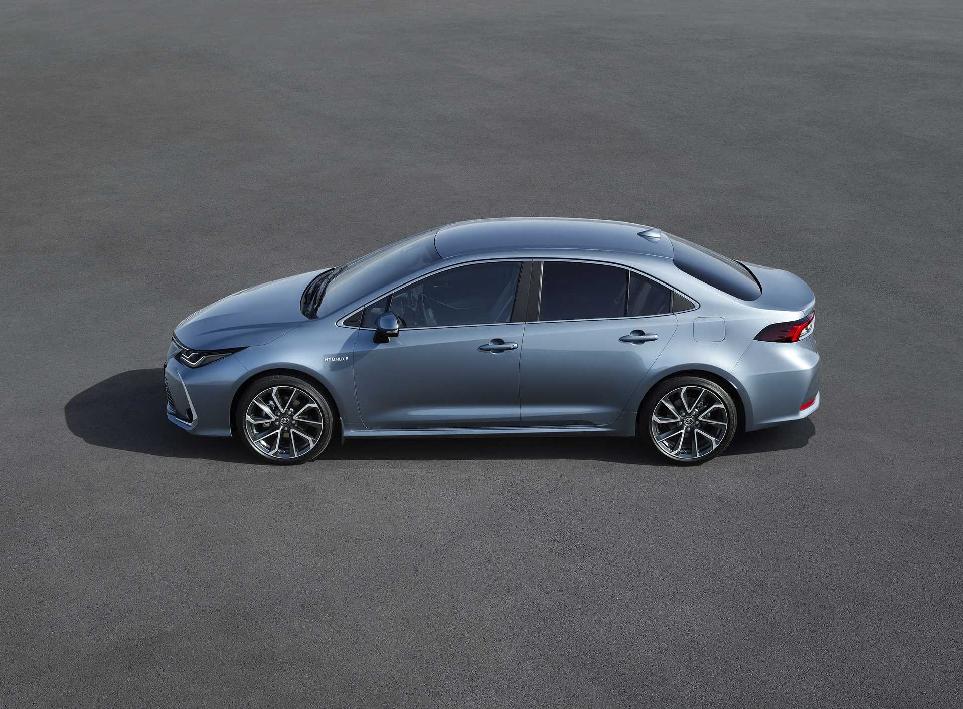 Toyota Corolla Sedan Hybrid CVT