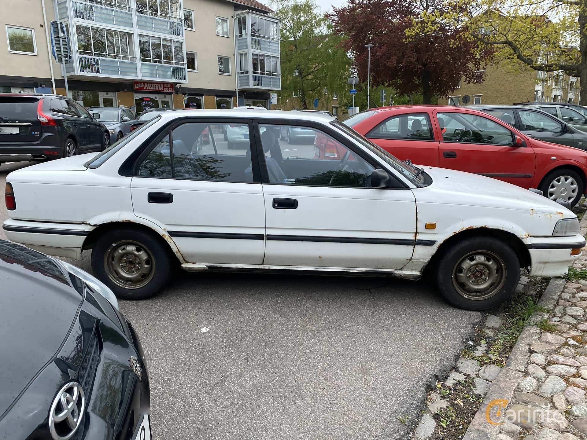 Toyota Corolla Sedan 1.6 90hp, 1989