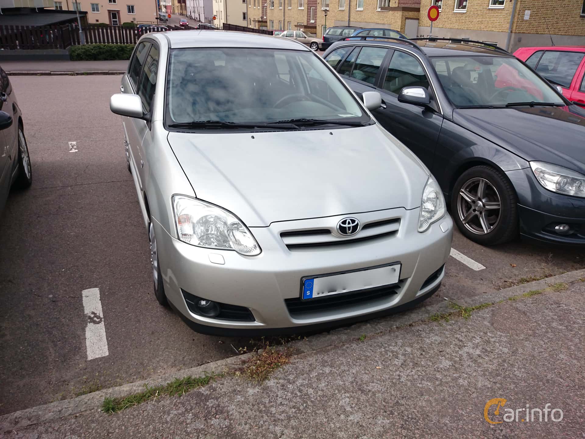 Toyota Corolla 5-door Hatchback 1.6 VVT-i Manual, 110hp, 2005