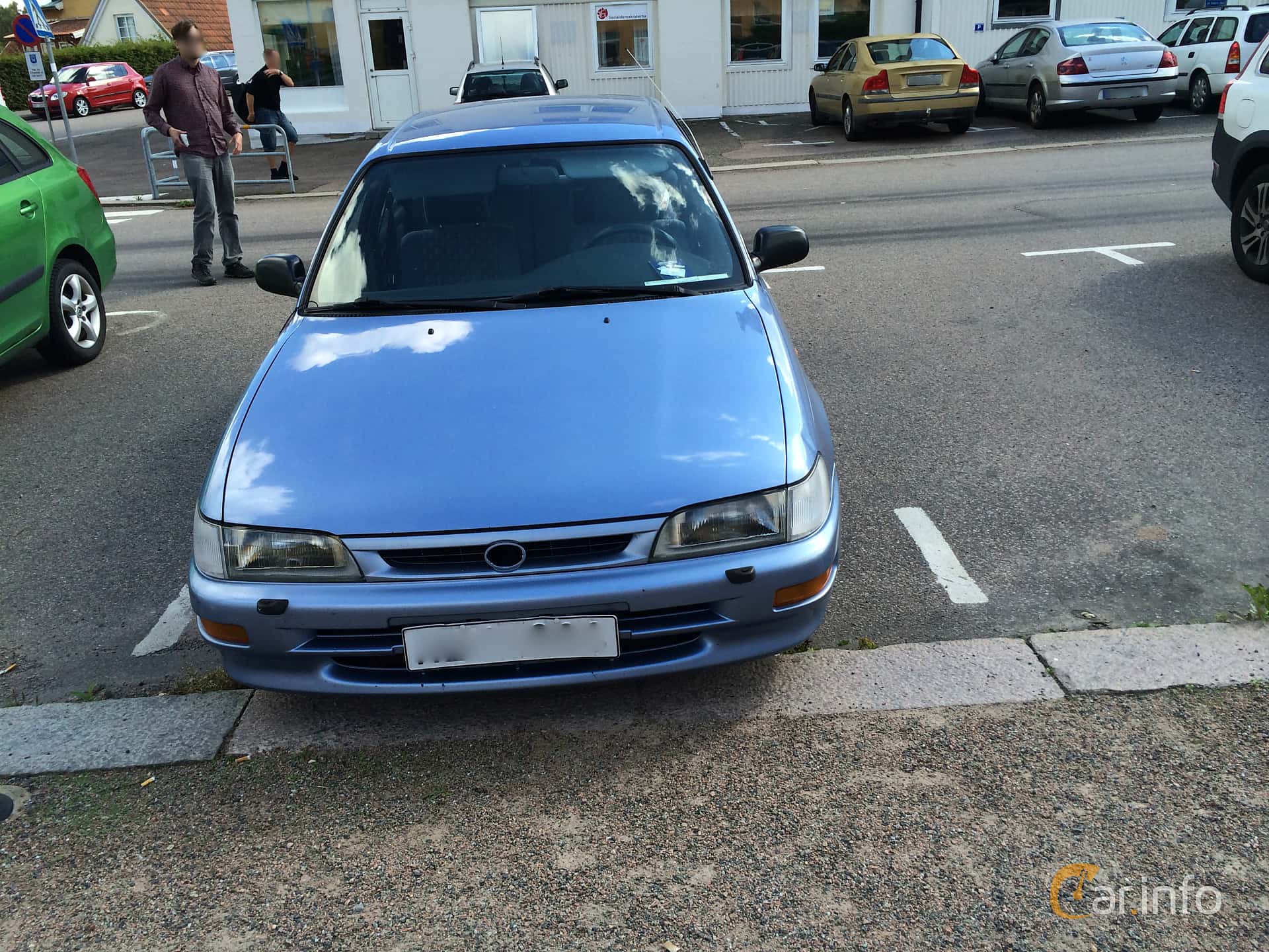 Toyota Corolla 5-door Hatchback 1.6 Manual, 114hp, 1996