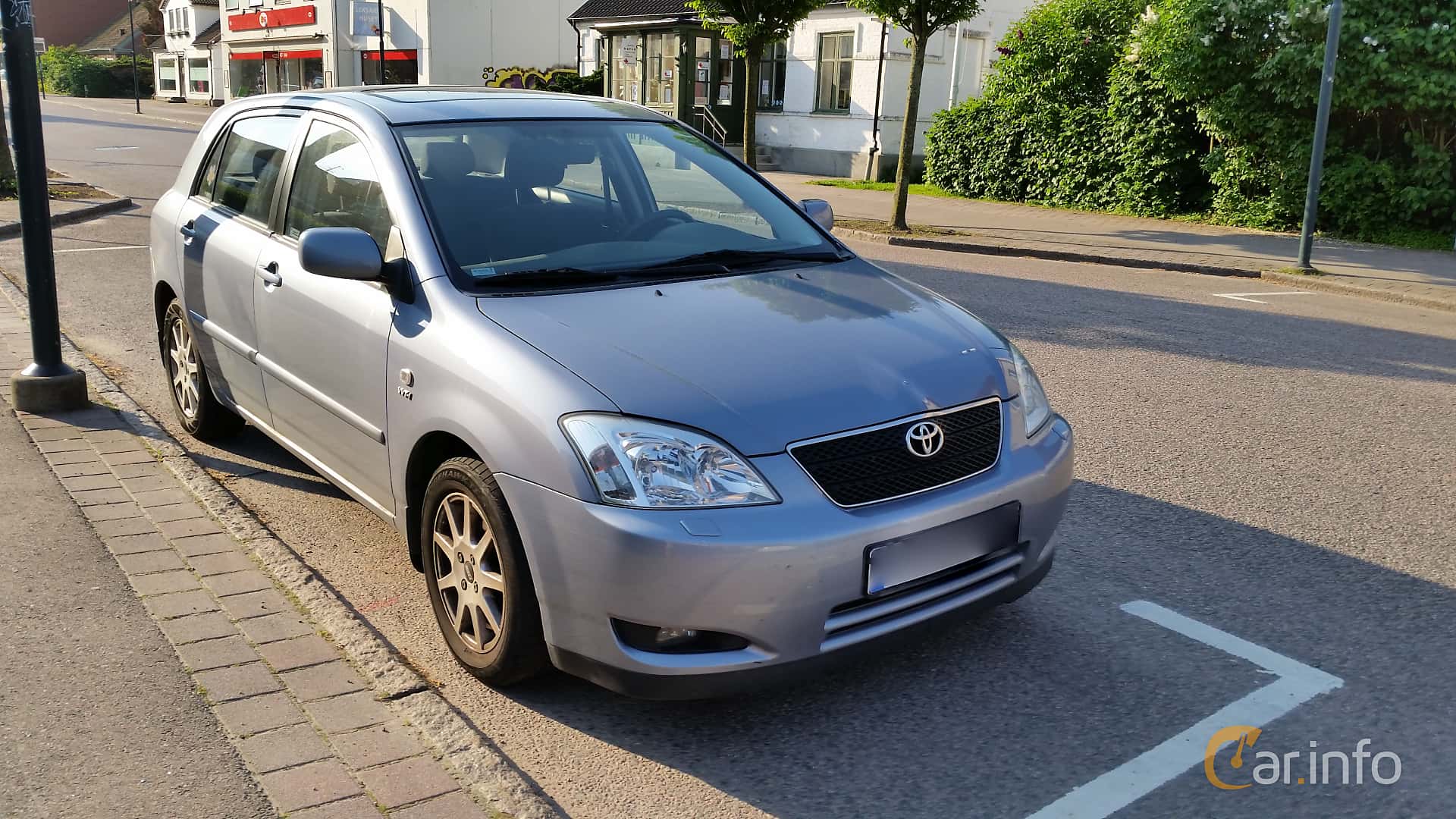 Toyota Corolla 5-door Hatchback 1.6 VVT-i Manual, 110hp, 2004