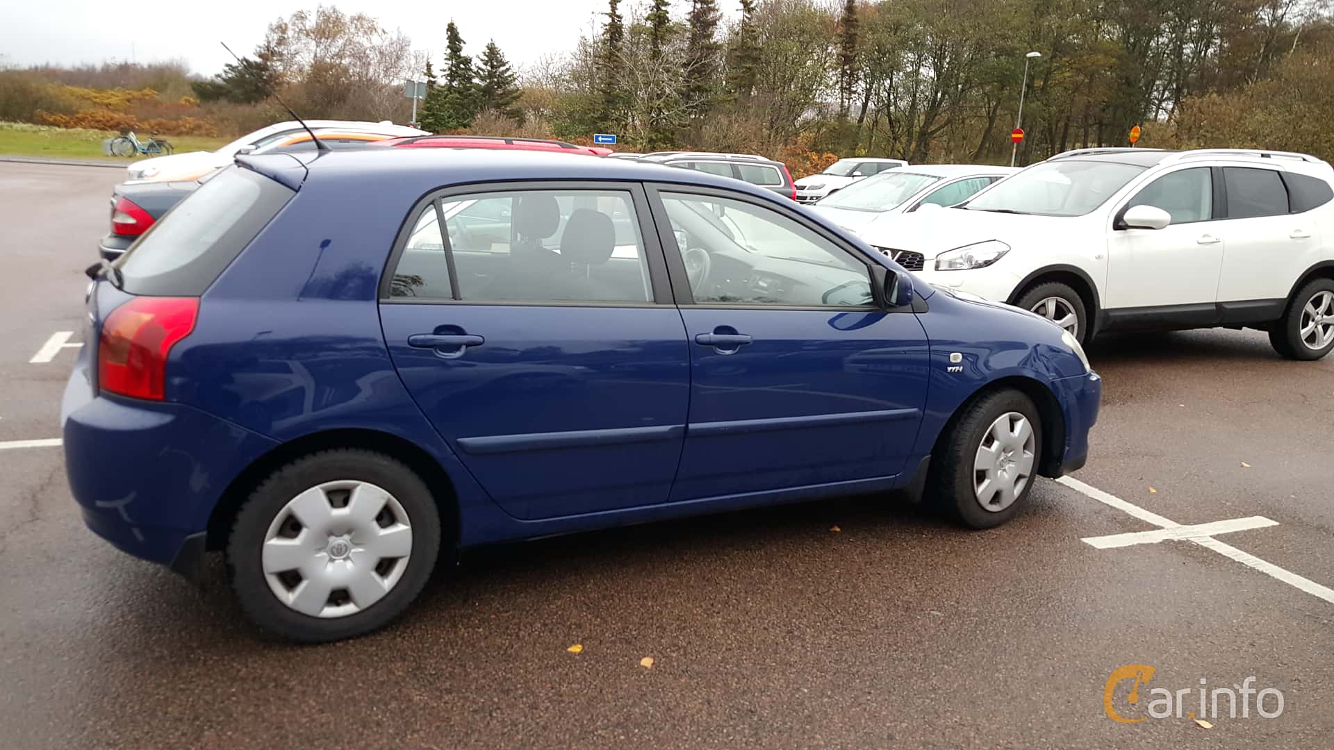 Toyota Corolla 5-door Hatchback 1.6 VVT-i 110hp, 2001