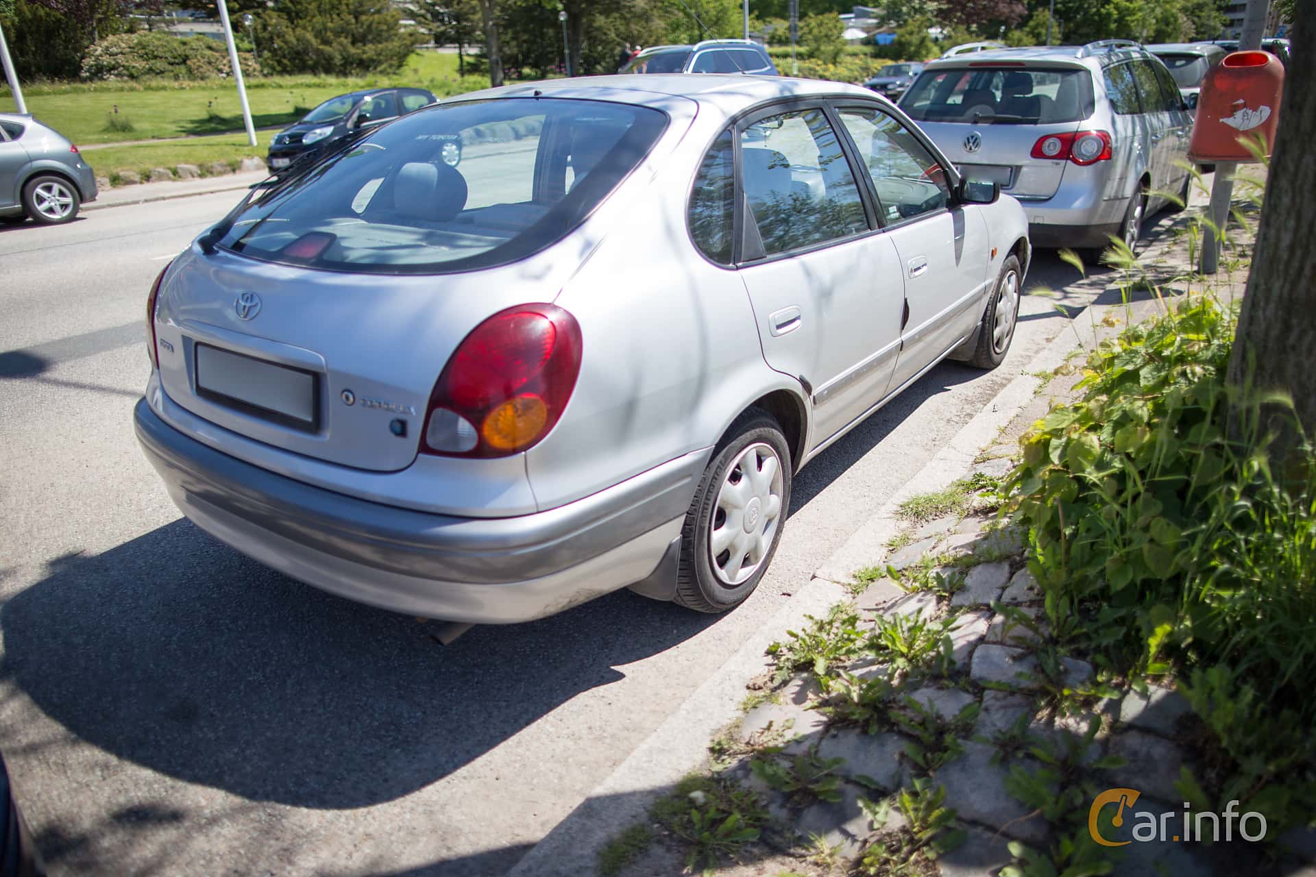 Toyota Corolla Liftback 1.3 Manual, 86hp, 1999