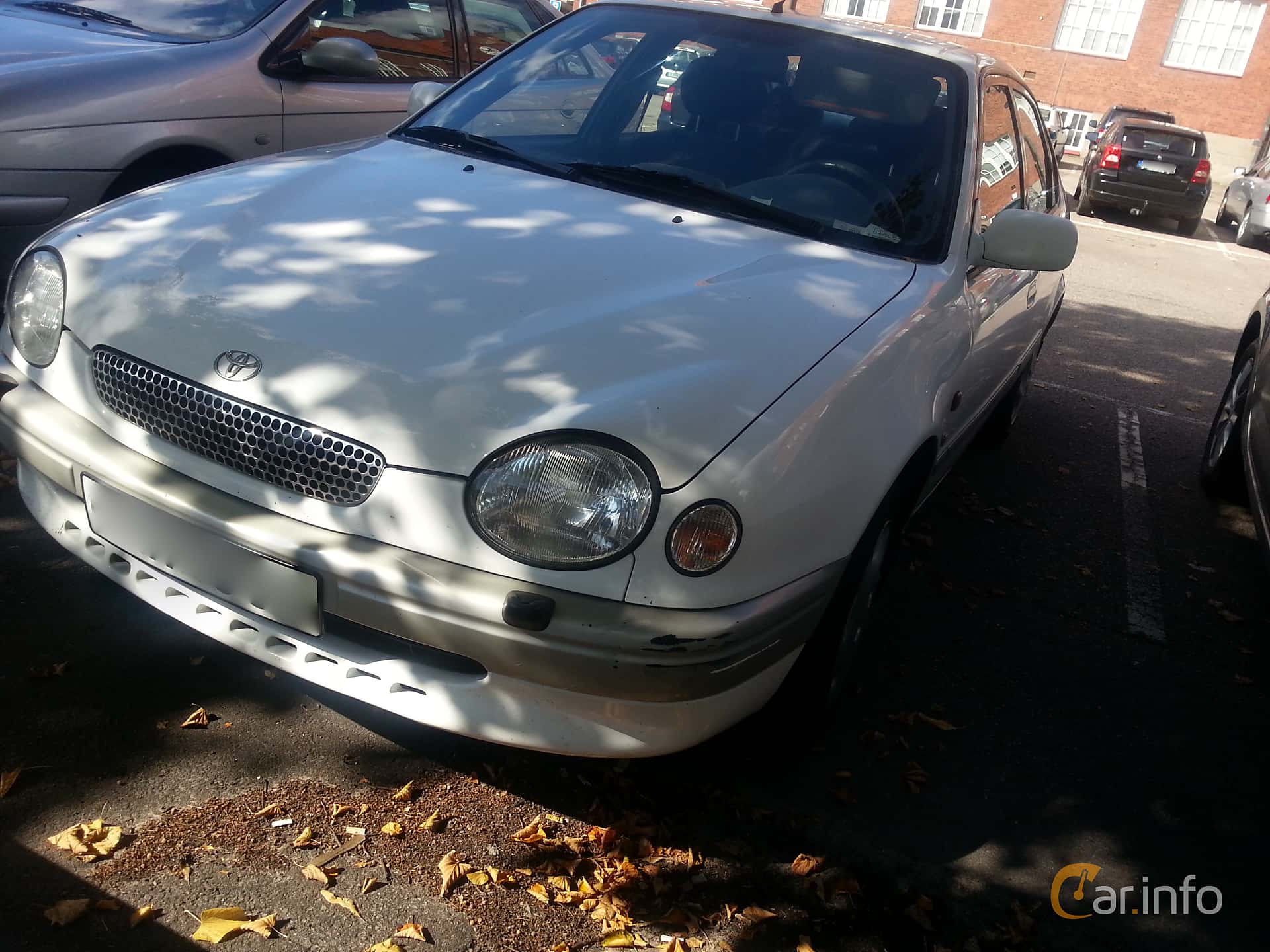 Toyota Corolla Liftback 1.6 Automatic, 107hp, 1997