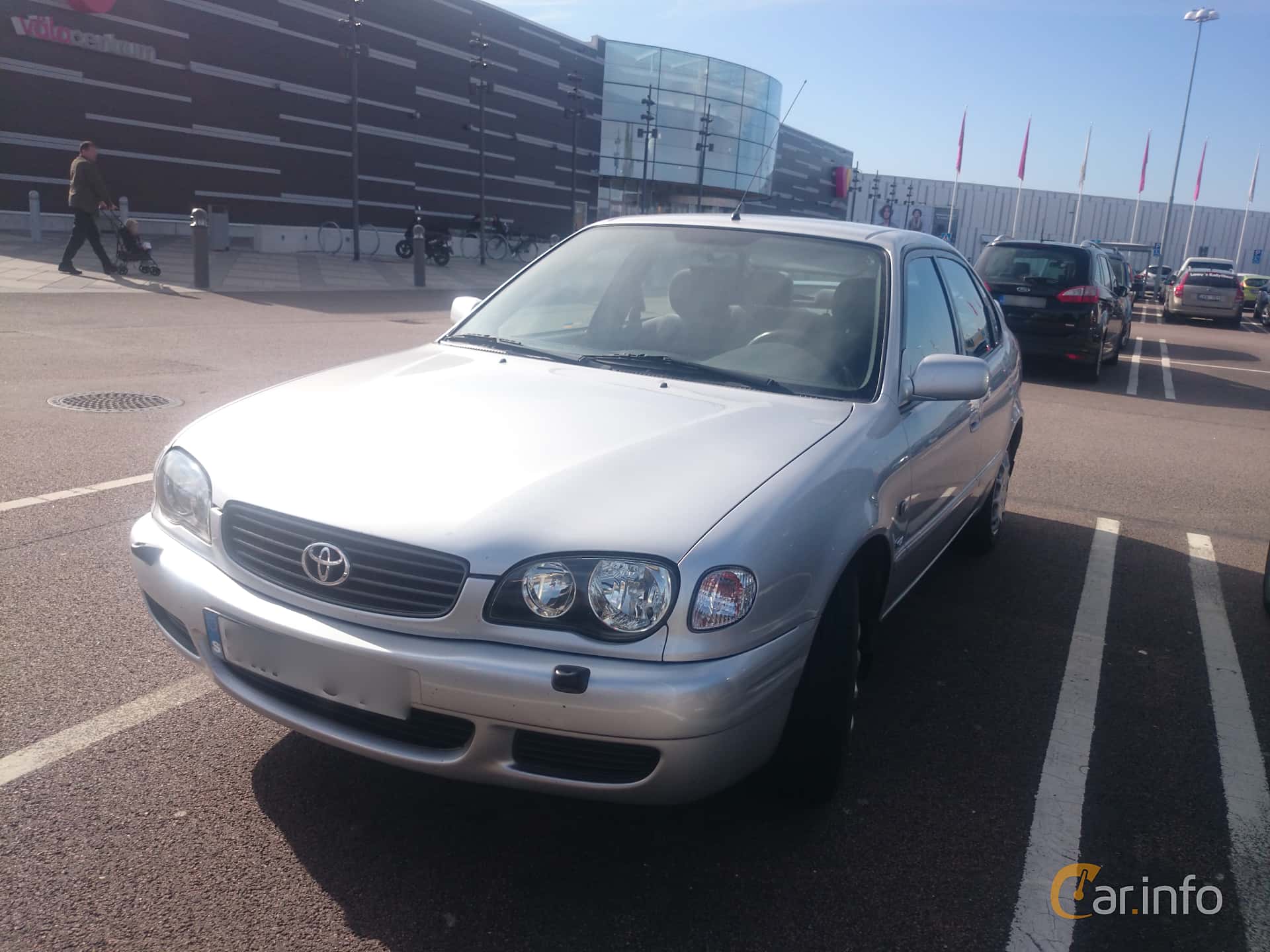 Toyota Corolla Liftback 1.6 VVT-i Manual, 110hp, 2002